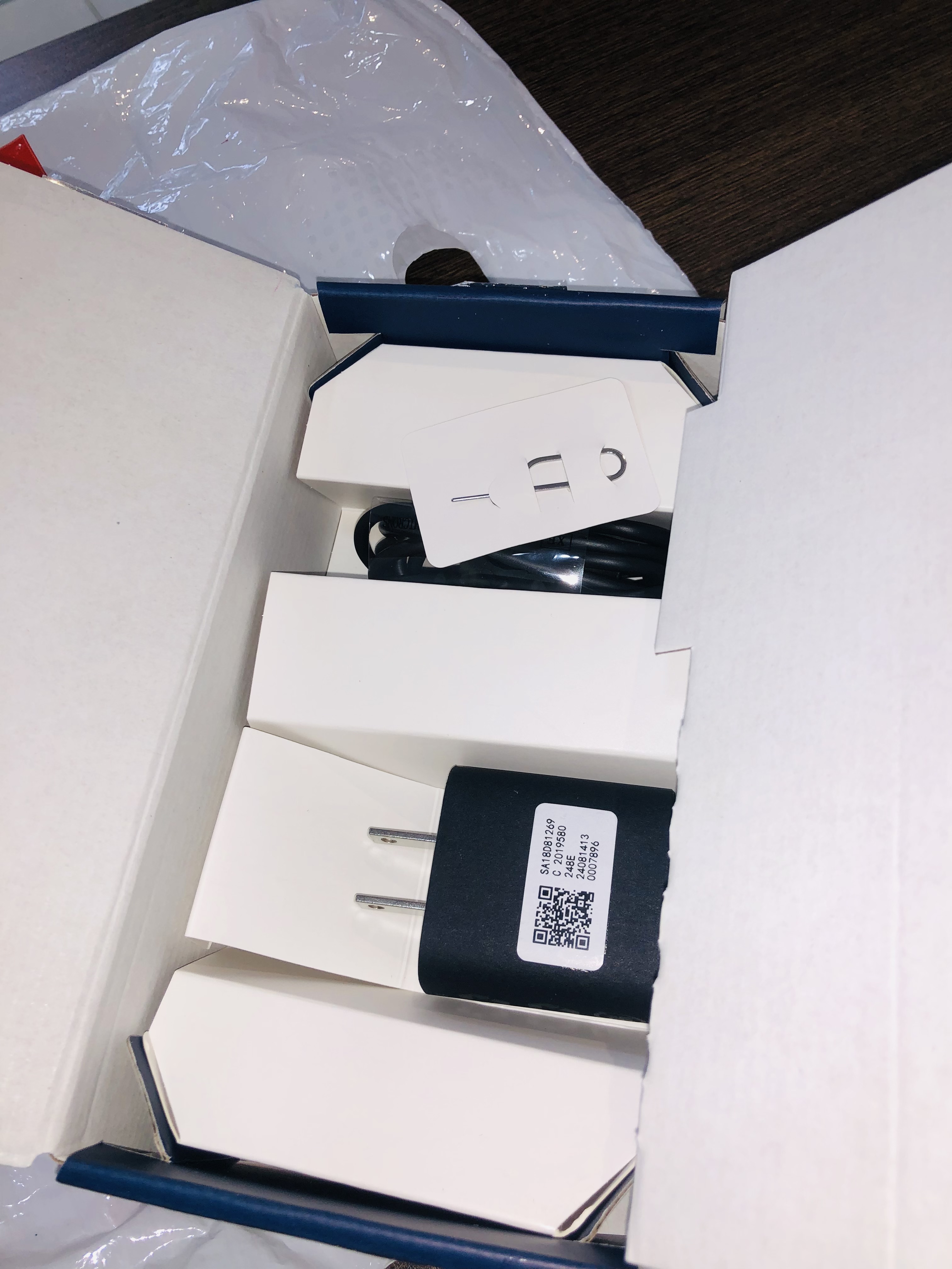 celulares y tabletas - Nuevo MOTOROLA 128gb NEGRO COSMICO 2