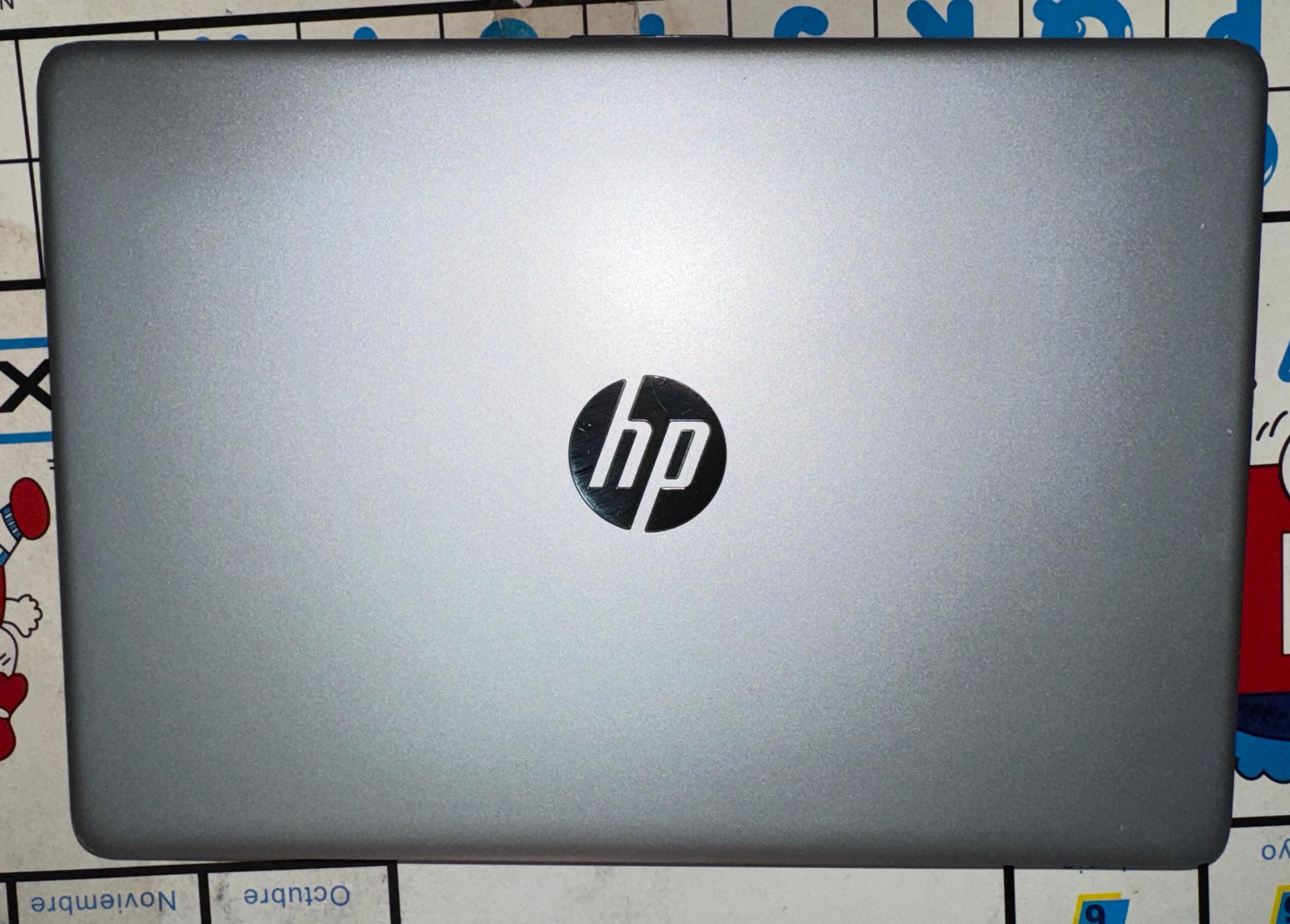 computadoras y laptops - HP Ryzer 3  5