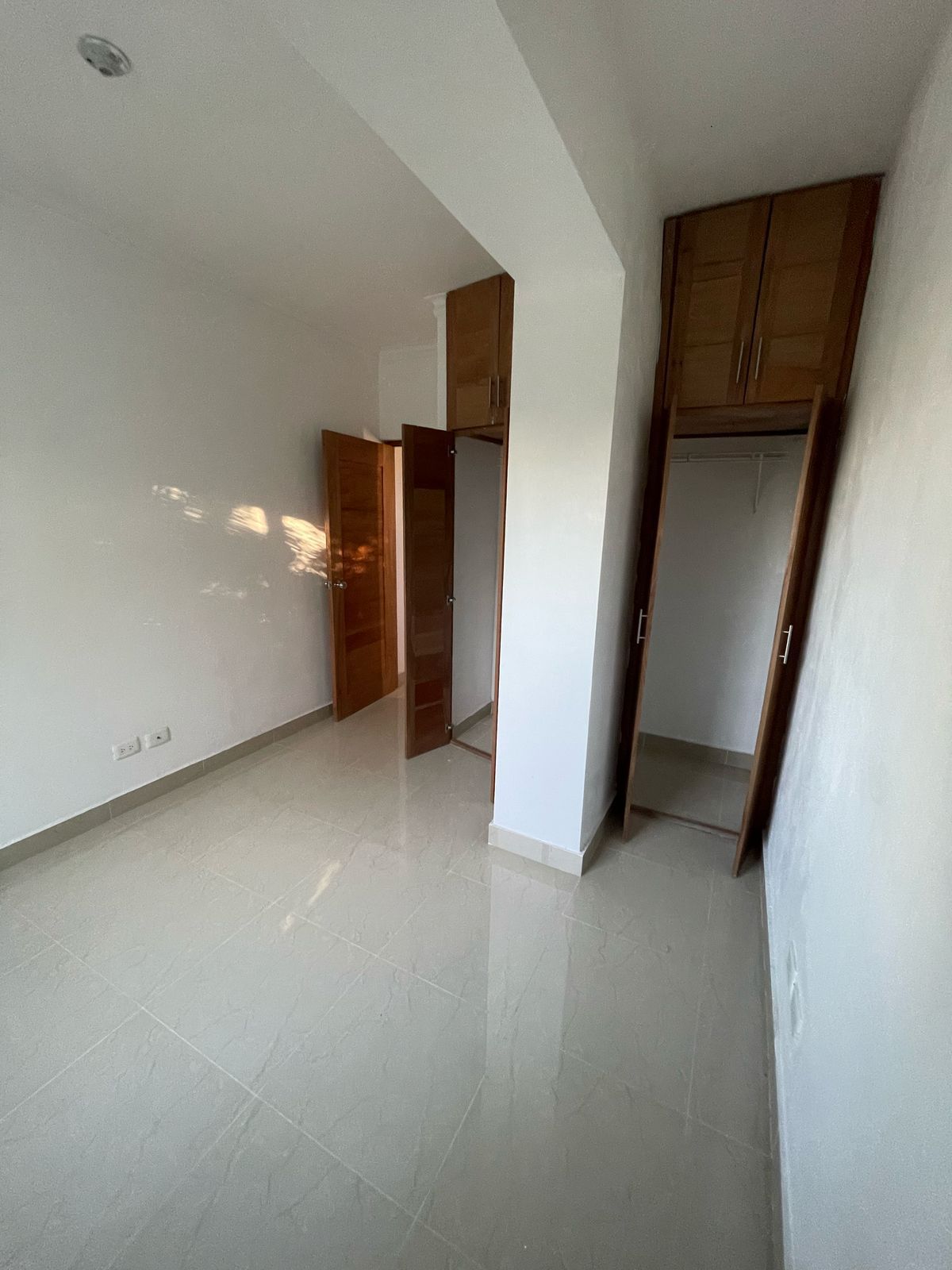 apartamentos - Apartamento en alquiler en Tropical del Este 1