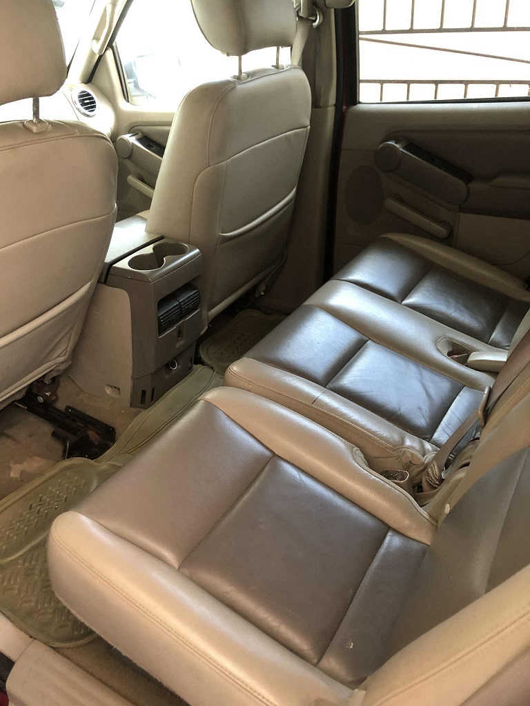 jeepetas y camionetas - Yipeta Ford Explorer 2006 en Santiago 4