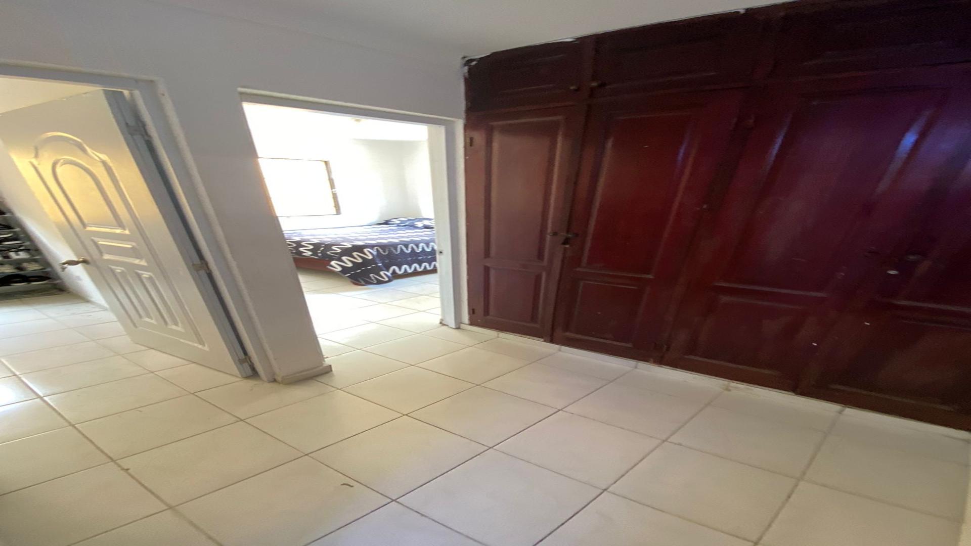 apartamentos - VENDO CASA EN SECTOR VISTA HERMOSA 6