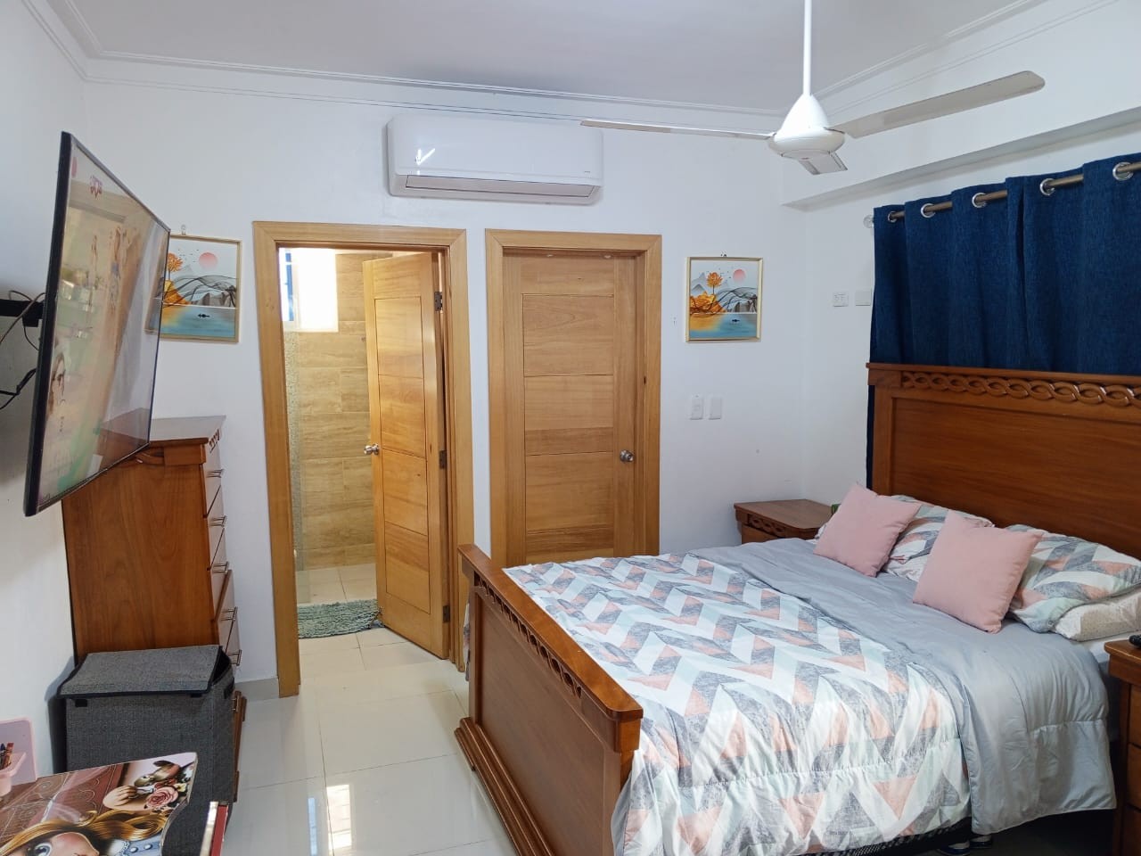 apartamentos - Apartamento Segundo nivel con terraza y parqueos techados, con su titulo (Altagr
