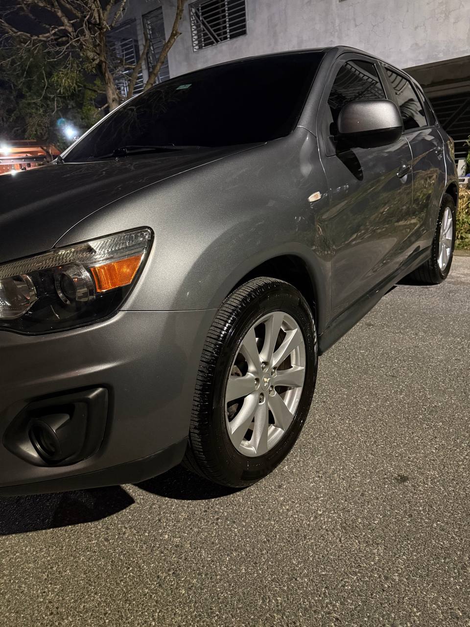 jeepetas y camionetas - MITSUBISHI OUTLANDER SPORT 2015(NEGOCIABLE) 6