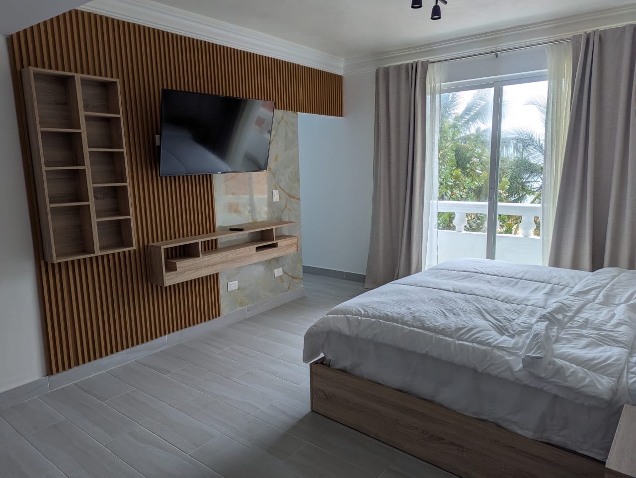 otros inmuebles - venta de hotel primera línea de playa en Juan dolió República Dominicana  8
