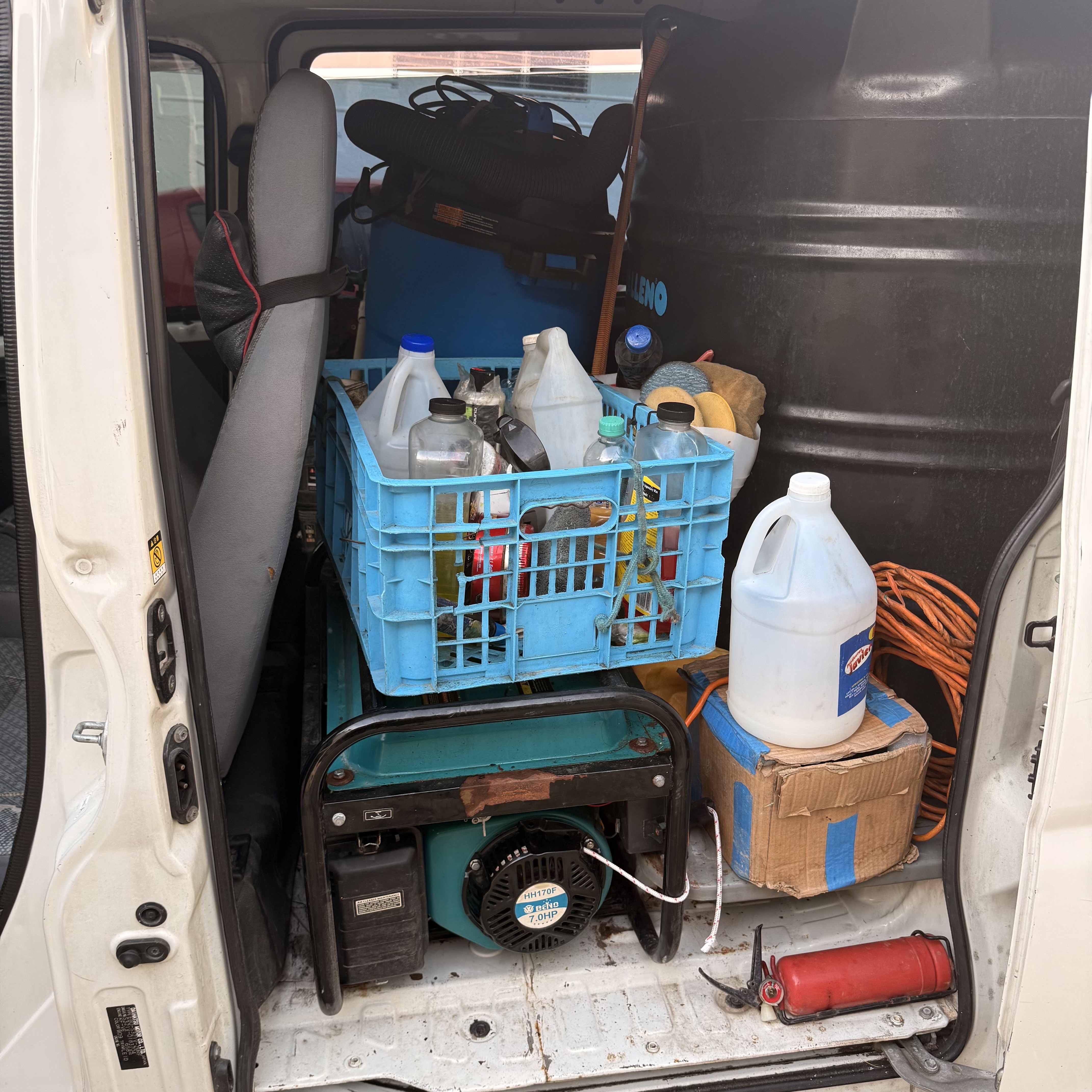 jeepetas y camionetas - vendo hijet con negocio de car Wash con todas sus maquinarias excelente condici. 5