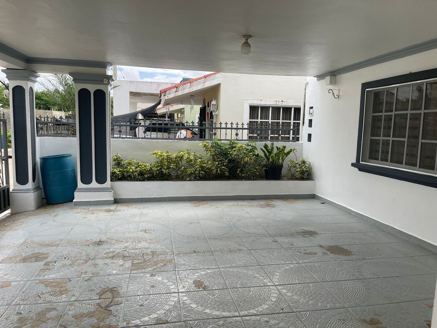 casas - CASA EN VENTA PROX. A LA UASD 2