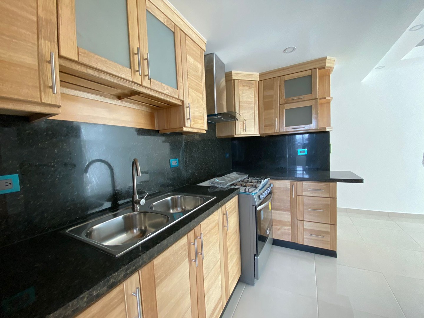apartamentos - Apartamento con línea blanca en El Vergel  4