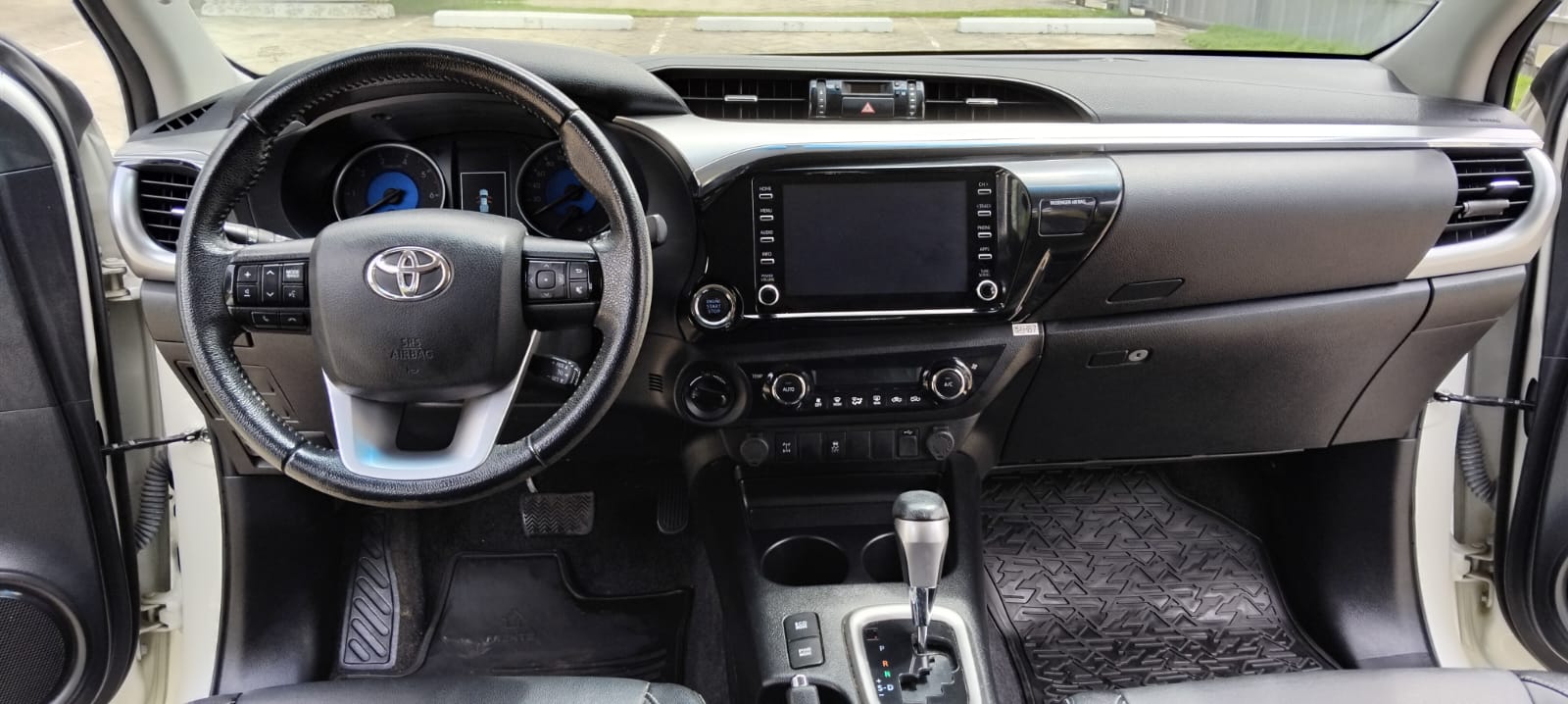 jeepetas y camionetas - CAMIONETA HILUX 2020- LA MAS NUEVA DE TODAS!!! 5