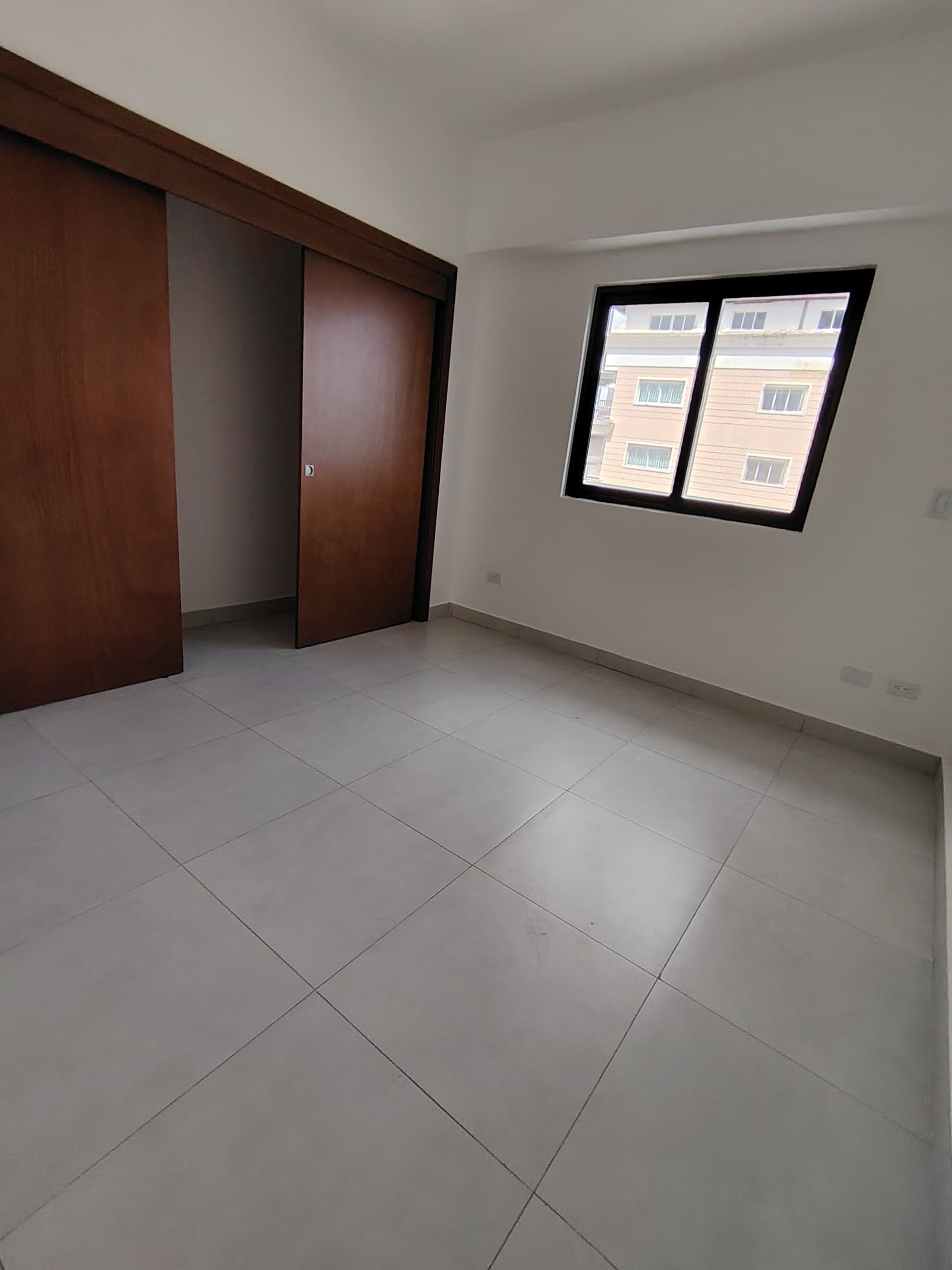apartamentos - Quinto piso de 2 habitaciones en Arroyo Hondo 3