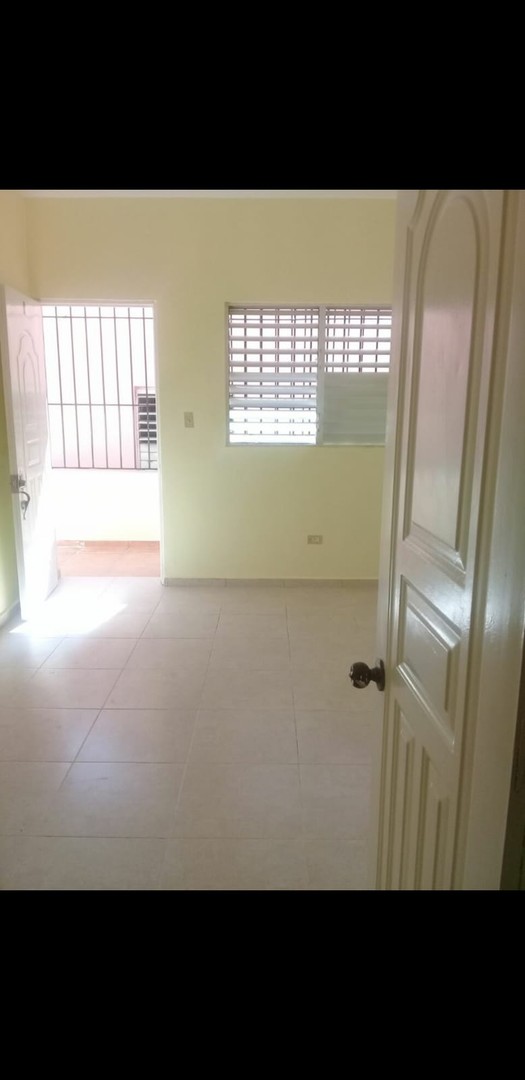 apartamentos - APARTA ESTUDIO EN ALQUILER EN LA FERIA. monoambientes.