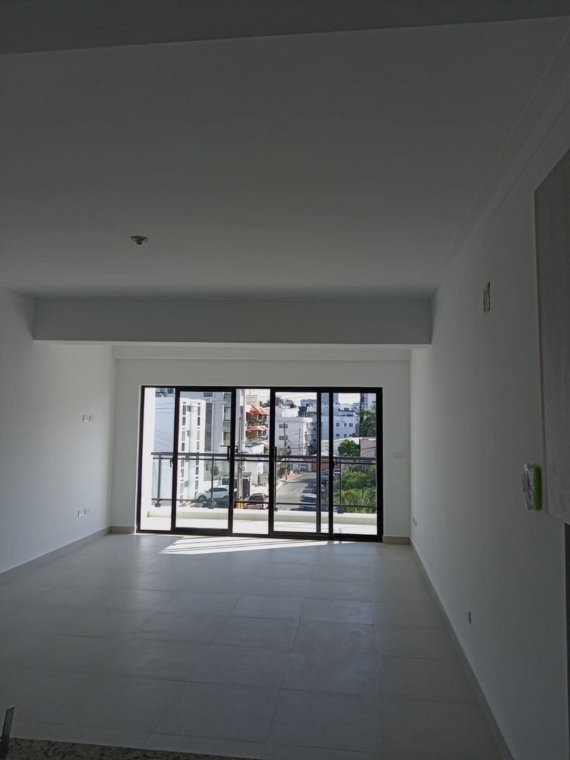 apartamentos - ALQUILO APARTAMENTO EN EL MILLÓN 
ALQUILER US$1,050
  4