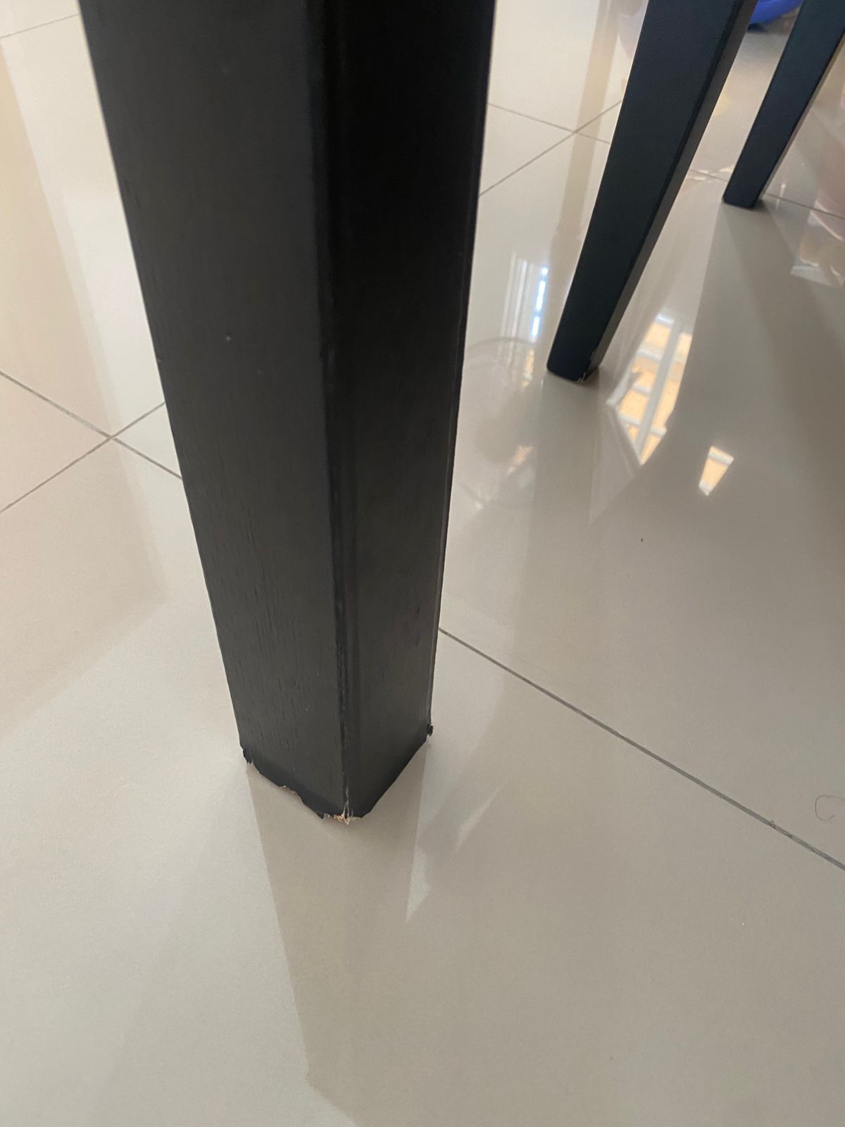 muebles y colchones - Mesa de Ikea de 6 posiciones con 4 sillas 3
