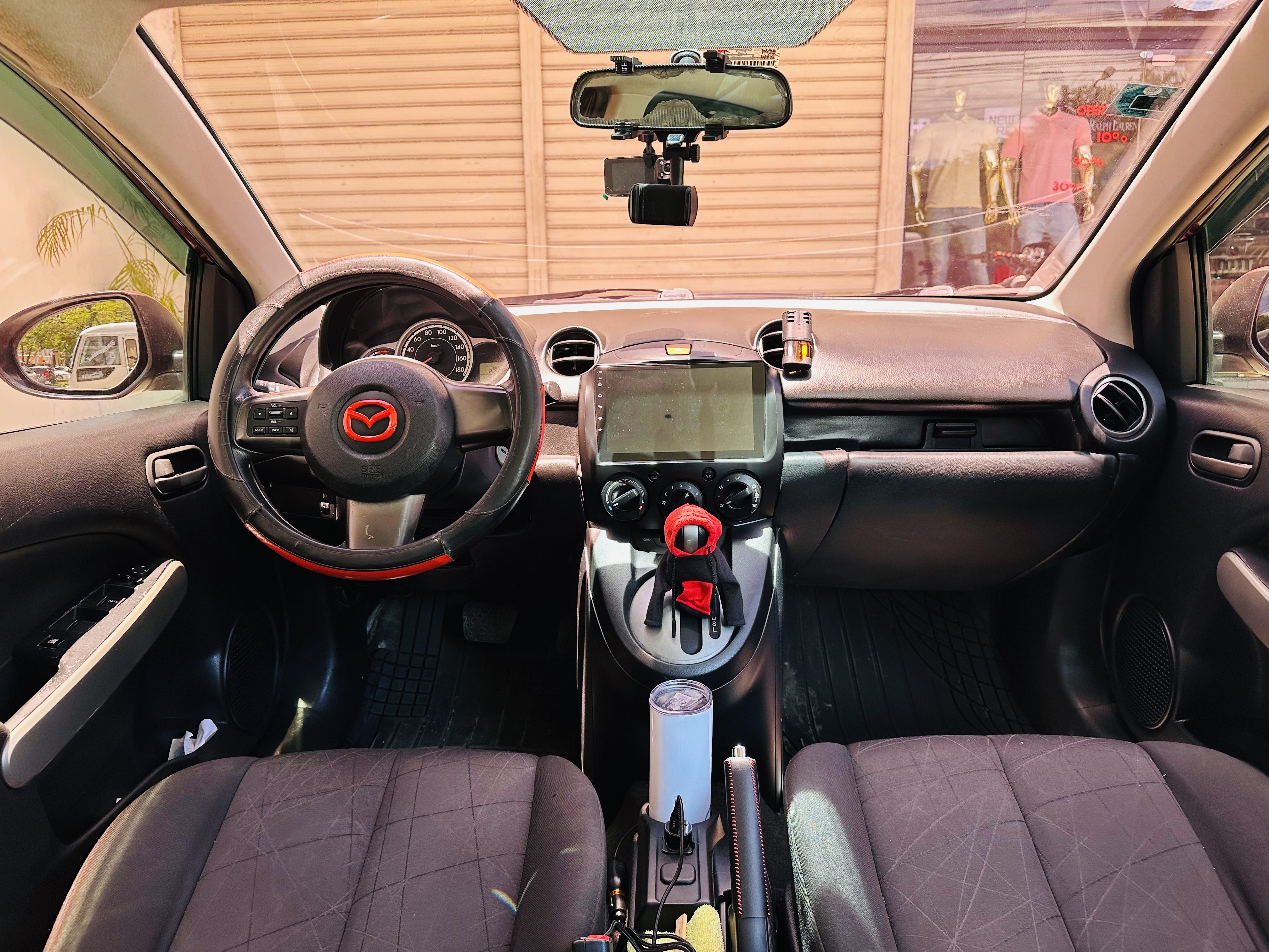 carros - Mazda Demio 2012  6