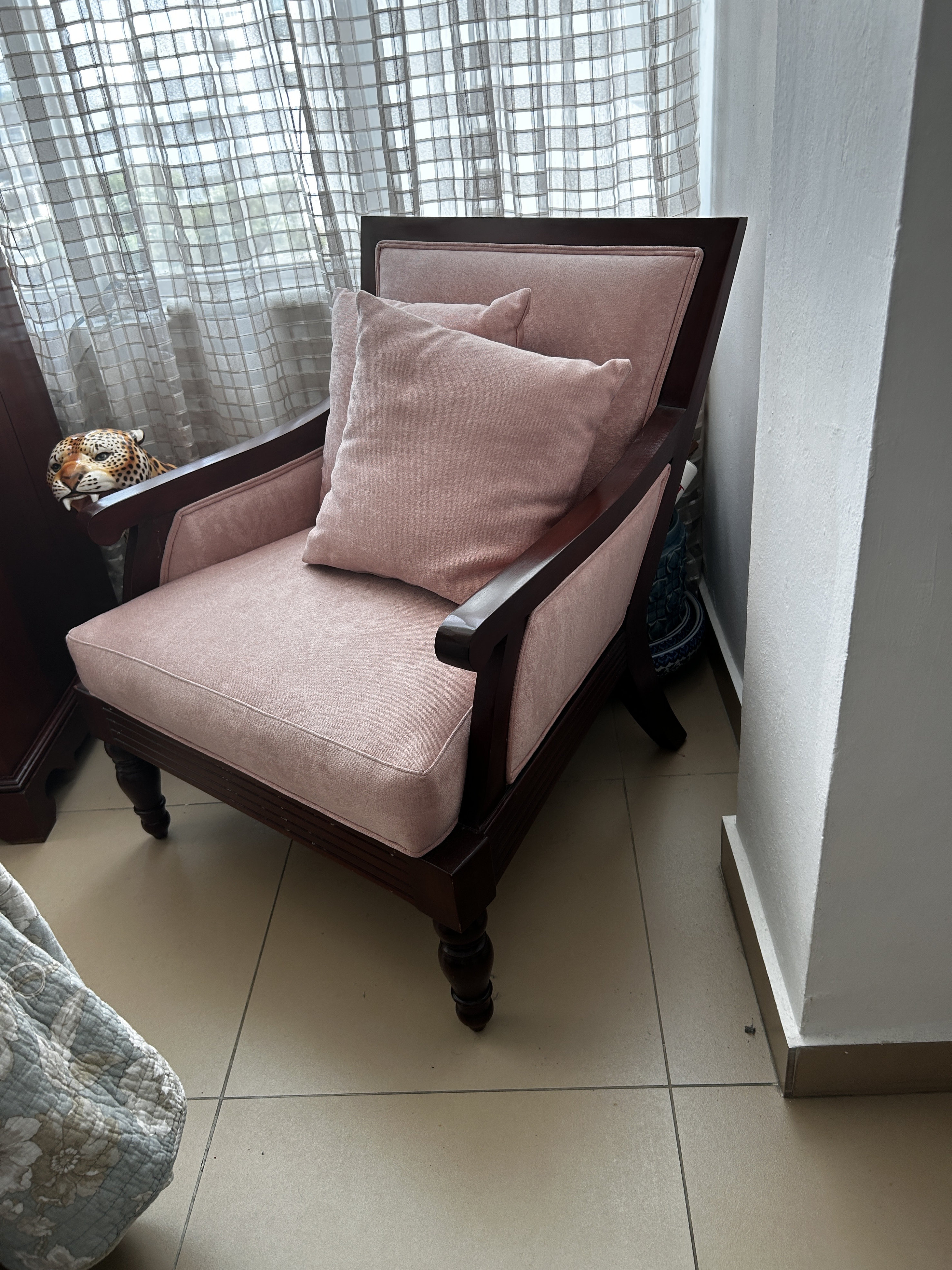 muebles y colchones - butaca madera americana en muy buenas condiciones  1