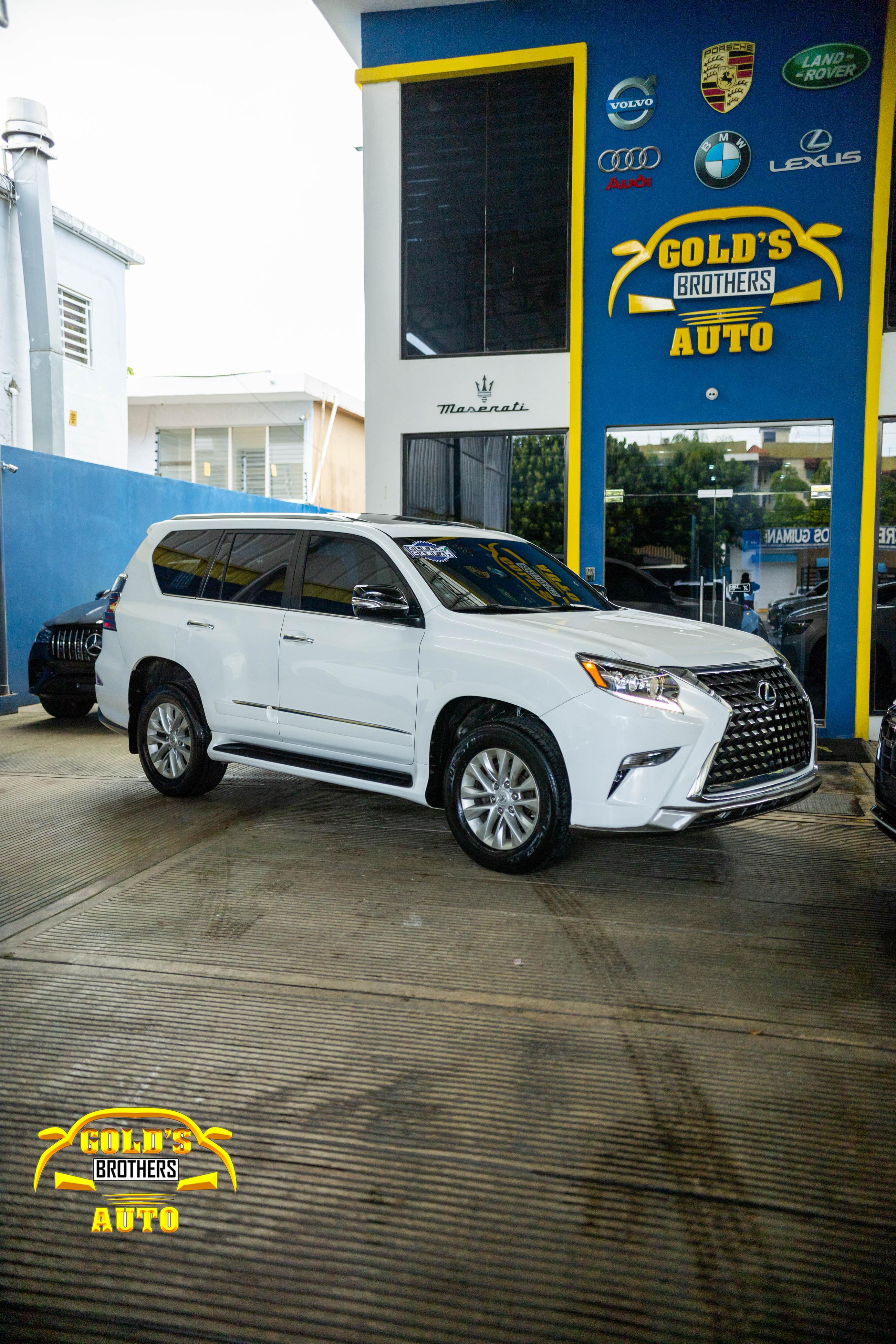 jeepetas y camionetas - Lexus GX460 2016 Clean Carfax