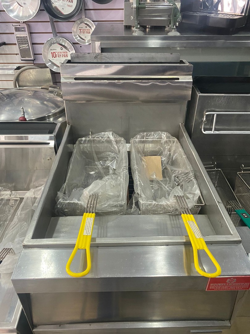 equipos profesionales - Freidora Industrial de 80Lbs 5 Quemadora Hobart 2