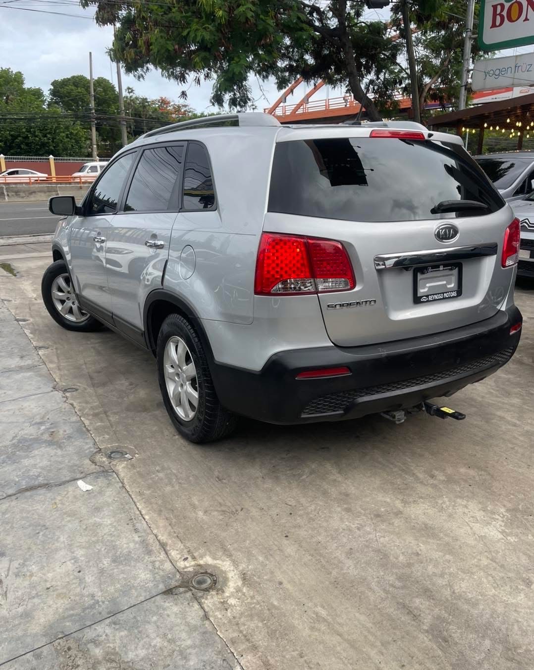 jeepetas y camionetas - KIA SORENTO LX 2012 3