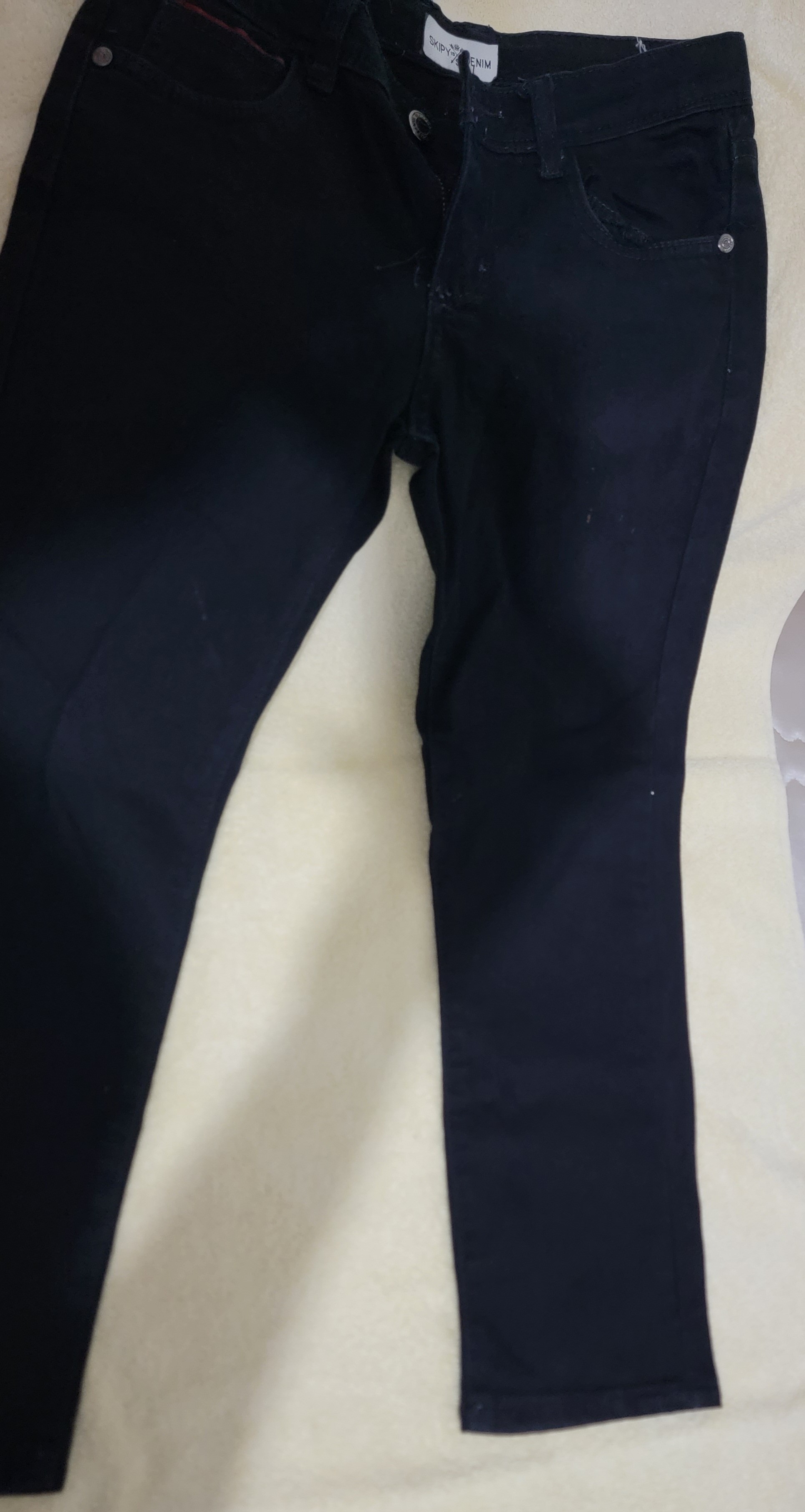 ropa y zapatos - Vendo ropa para niños 10,12,14 polos y pantalones 0