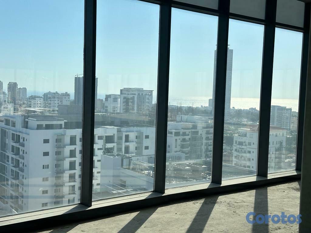 oficinas y locales comerciales - ¡En Bella Vista Alquilo Amplio Salón para Oficinas. 4