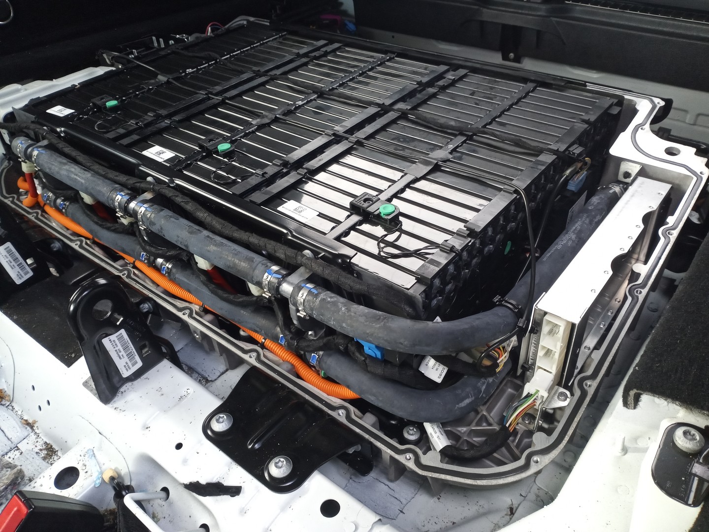 servicios profesionales - REPARACION VEHICULOS HIBRIDOS Y ELECTRICOS EN SANTO DOMINGO  2