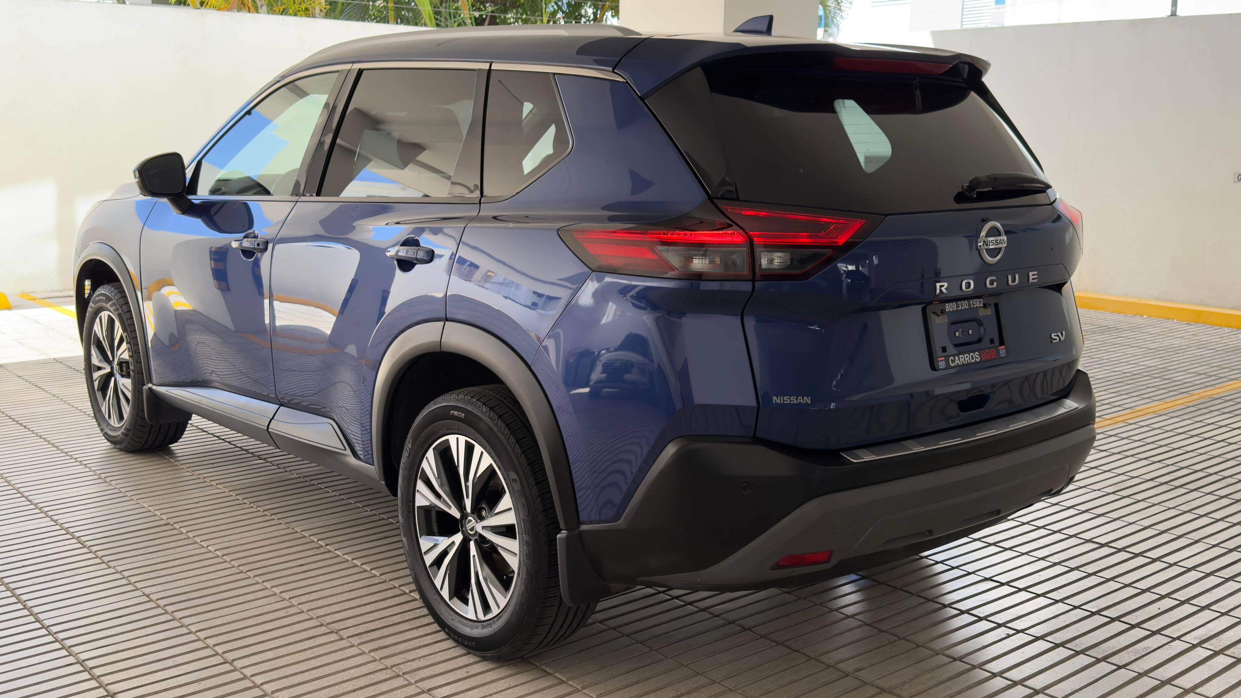 jeepetas y camionetas - SE VENDE NISSAN ROGUE SV 2021 1