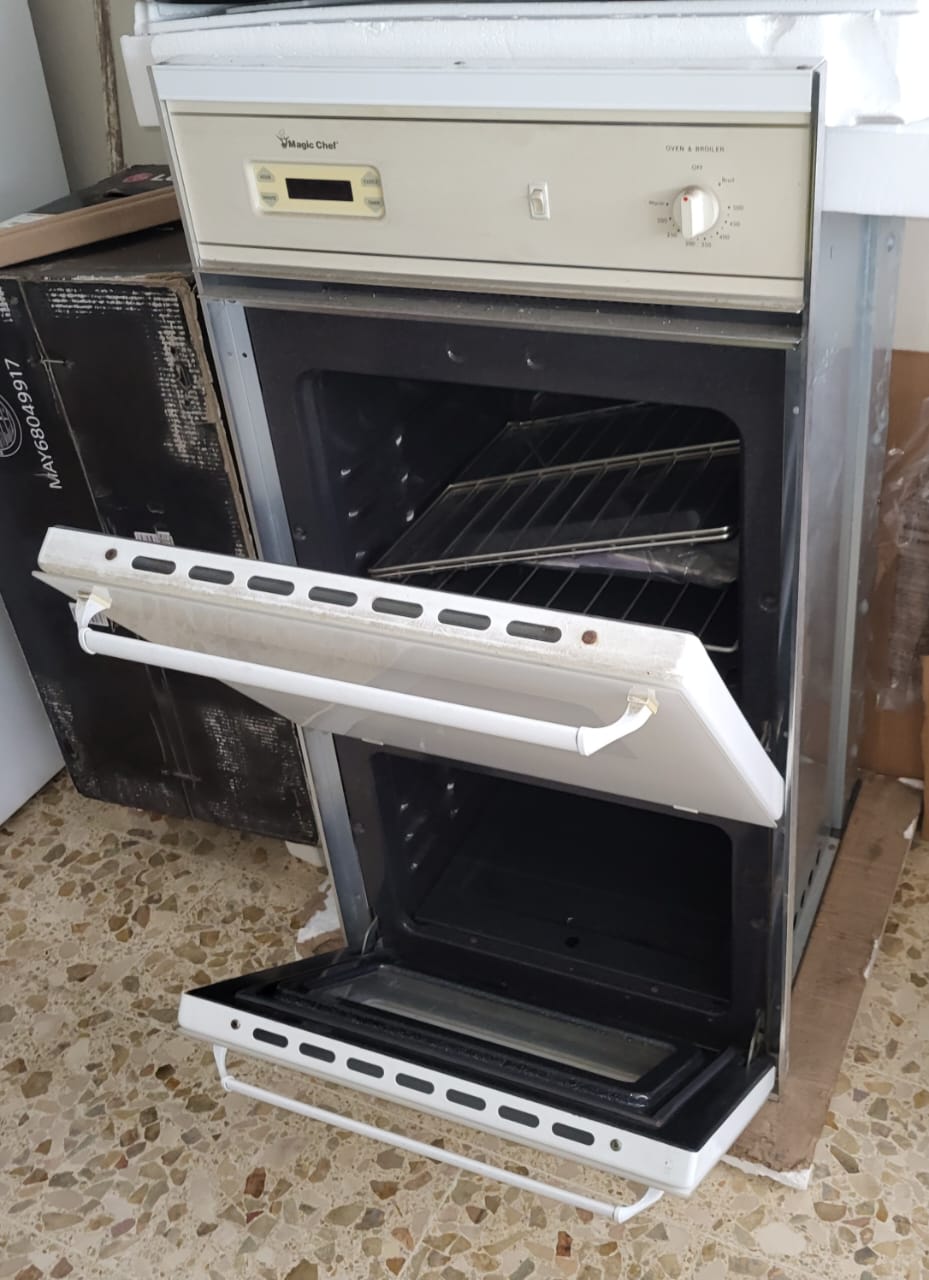 electrodomesticos - Horno doble y  estufa  de tope Marca Magic Chef  1