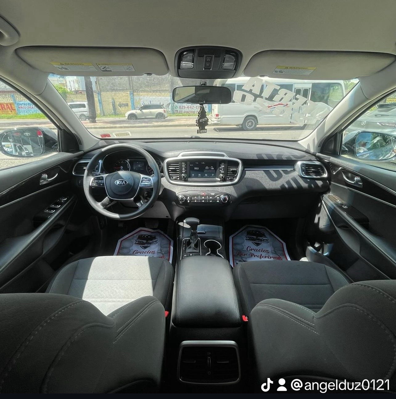 jeepetas y camionetas - Kia Sorento LX 2020 AWD  4