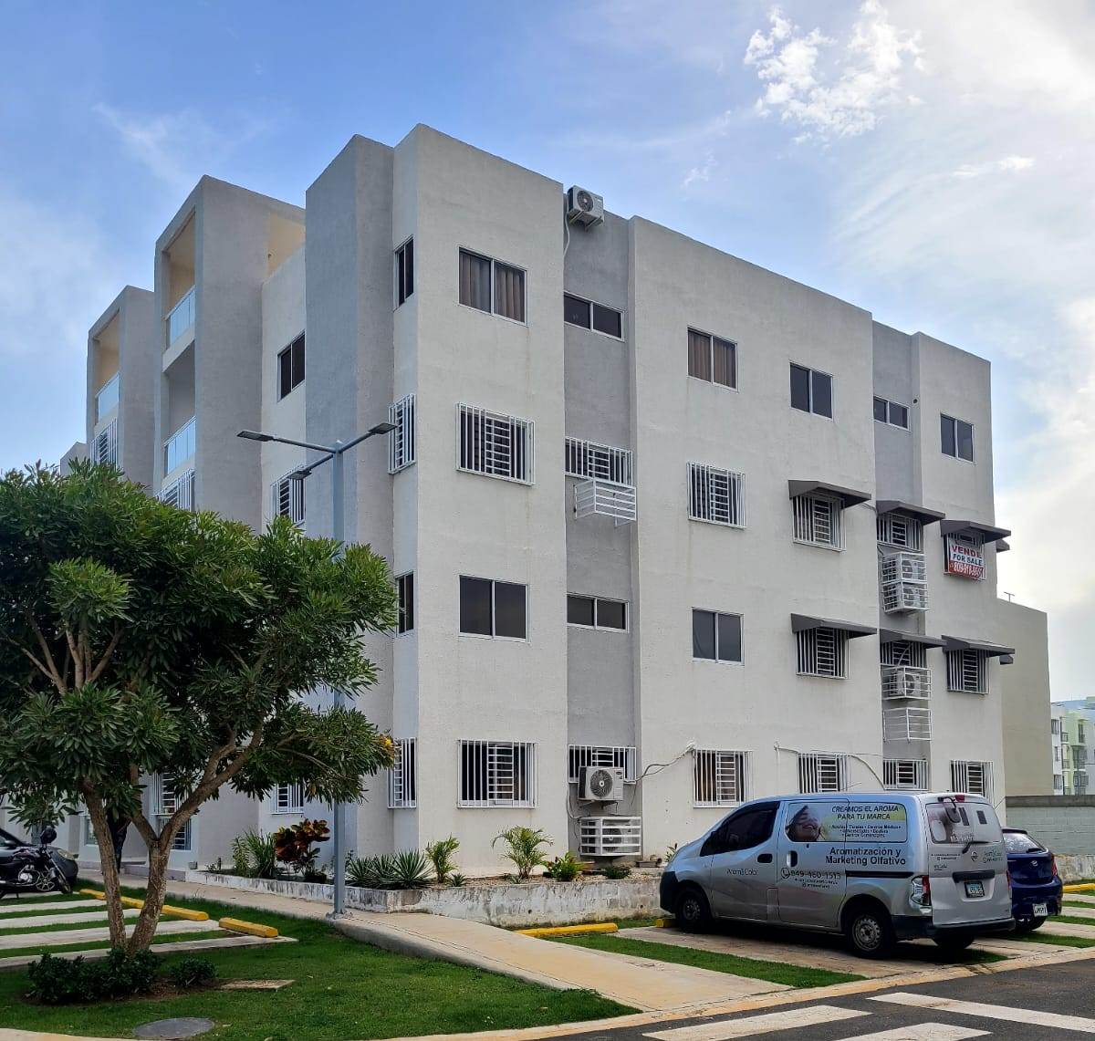 apartamentos - Apartamento de 3 Habs. Amueblado 3er Piso 0