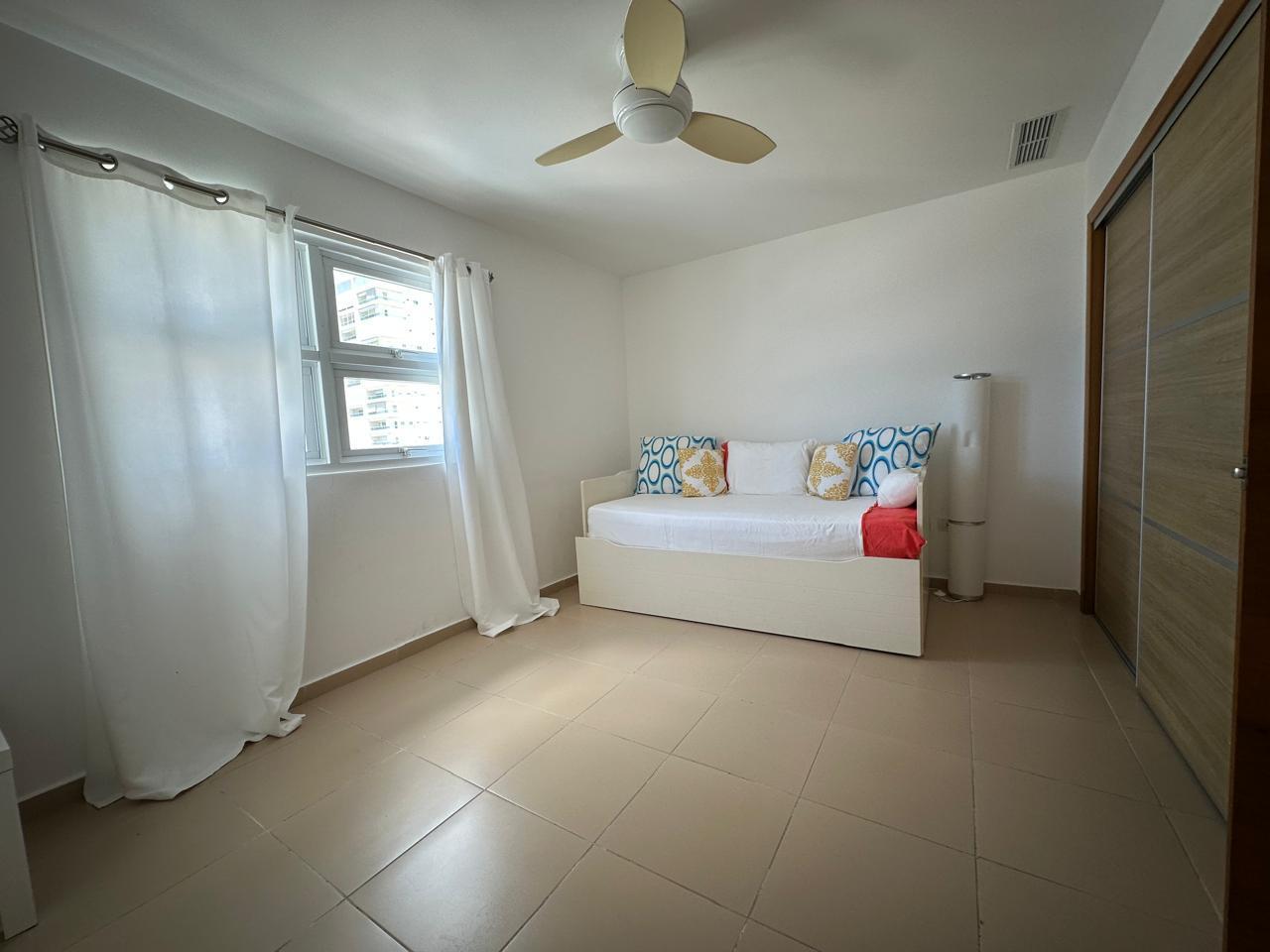 apartamentos - VENTA DE APARTAMENTO PRIMERA LINEA DE PLAYA EN JUAN DOLIO 4