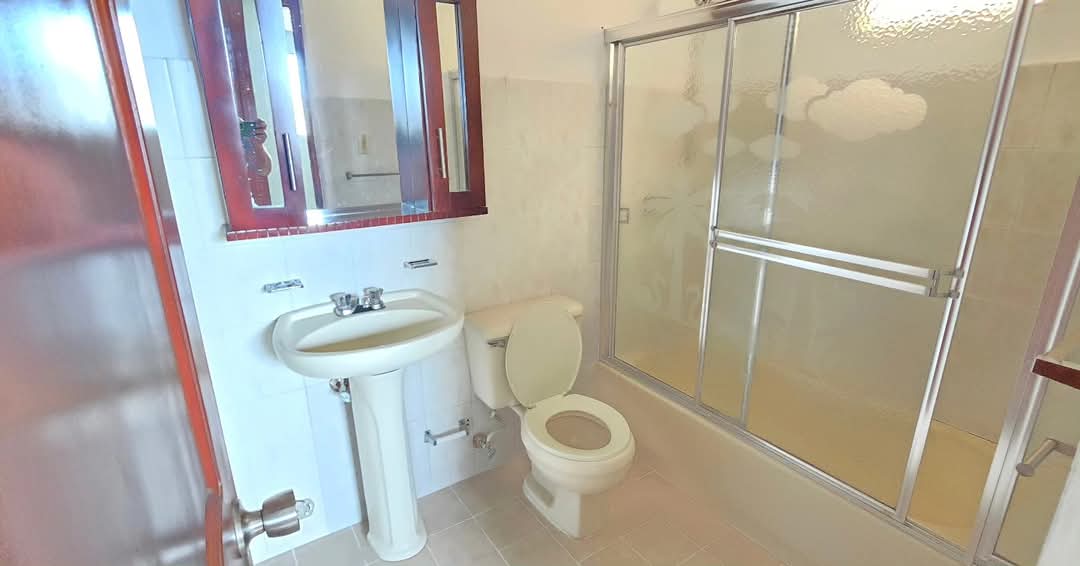 apartamentos - rento 3er piso cerro de gurabo calle 8 4