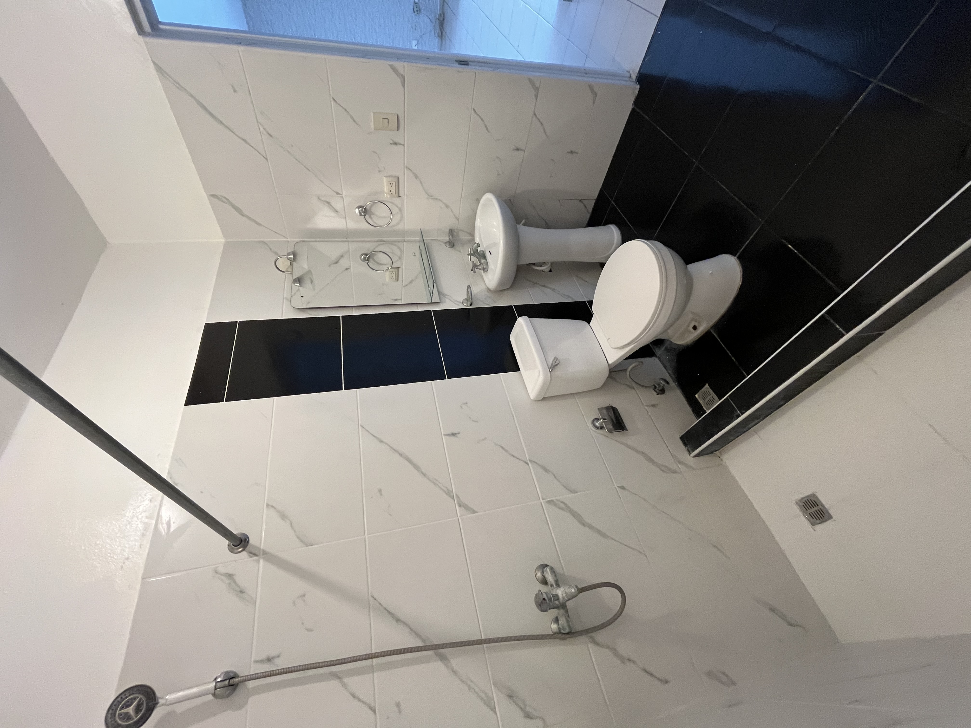 apartamentos - APARTAMENTO cerca estación metro Hermanas Mirabal 2