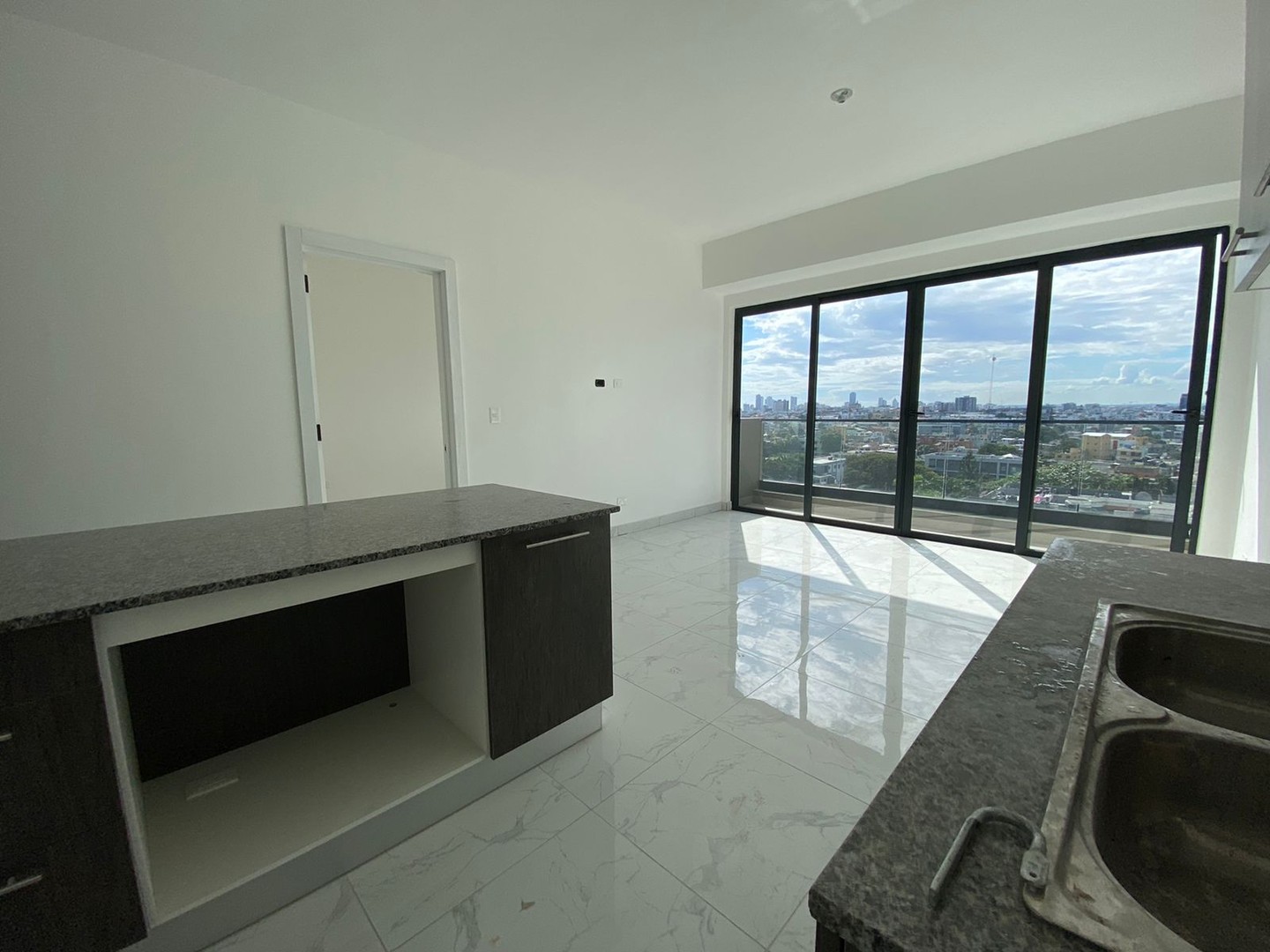apartamentos - Moderno apartamento en Evaristo Morales de 1 habitación 2