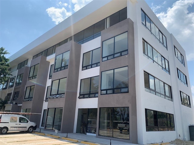 oficinas y locales comerciales - Local corporativo en bella vista  2