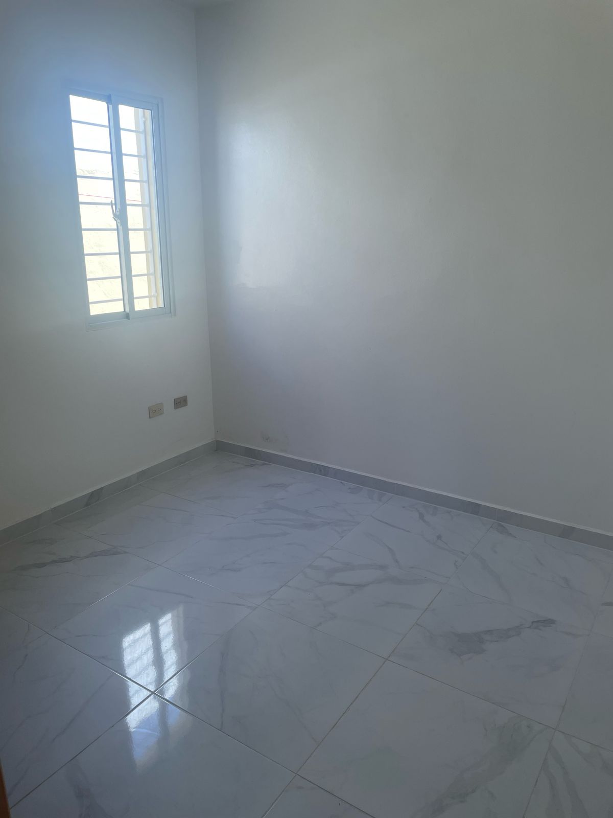 casas - casa moderna totalmente nueva con piscina en lugar tranquilo  8