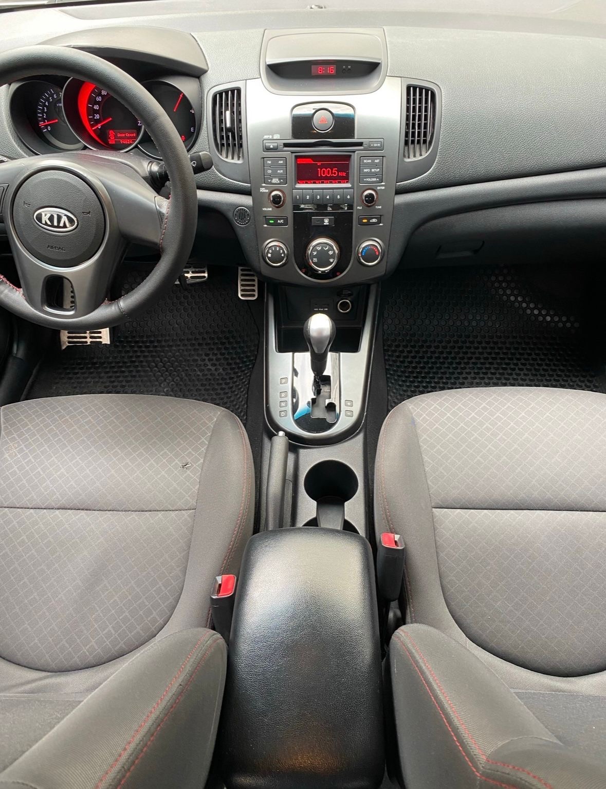 carros - Kia Cerato 2011 6