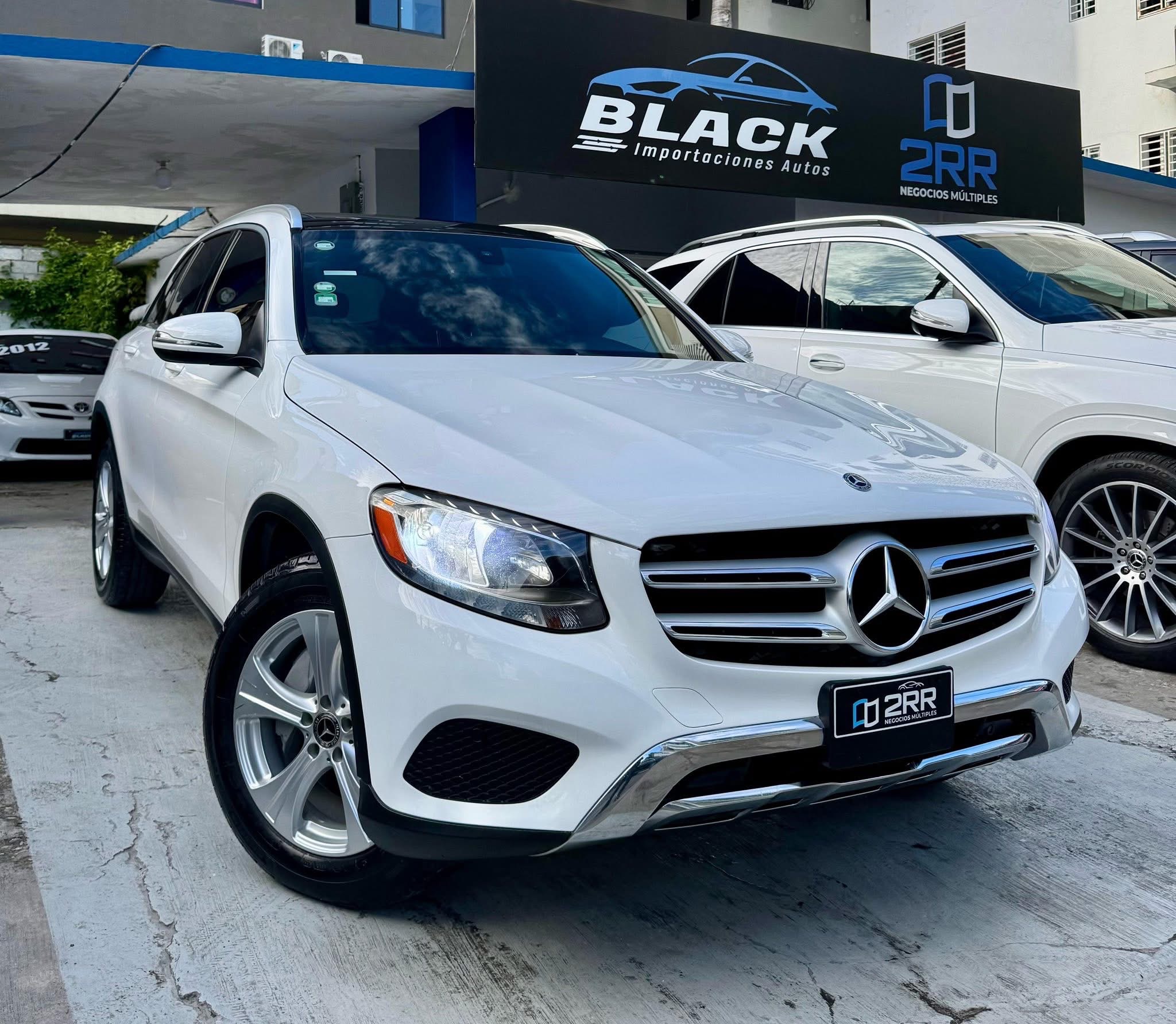jeepetas y camionetas - Mercedes Benz GLC300 2018 4Matic 
