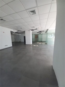 oficinas y locales comerciales - Local esquinero en Gazcue 6