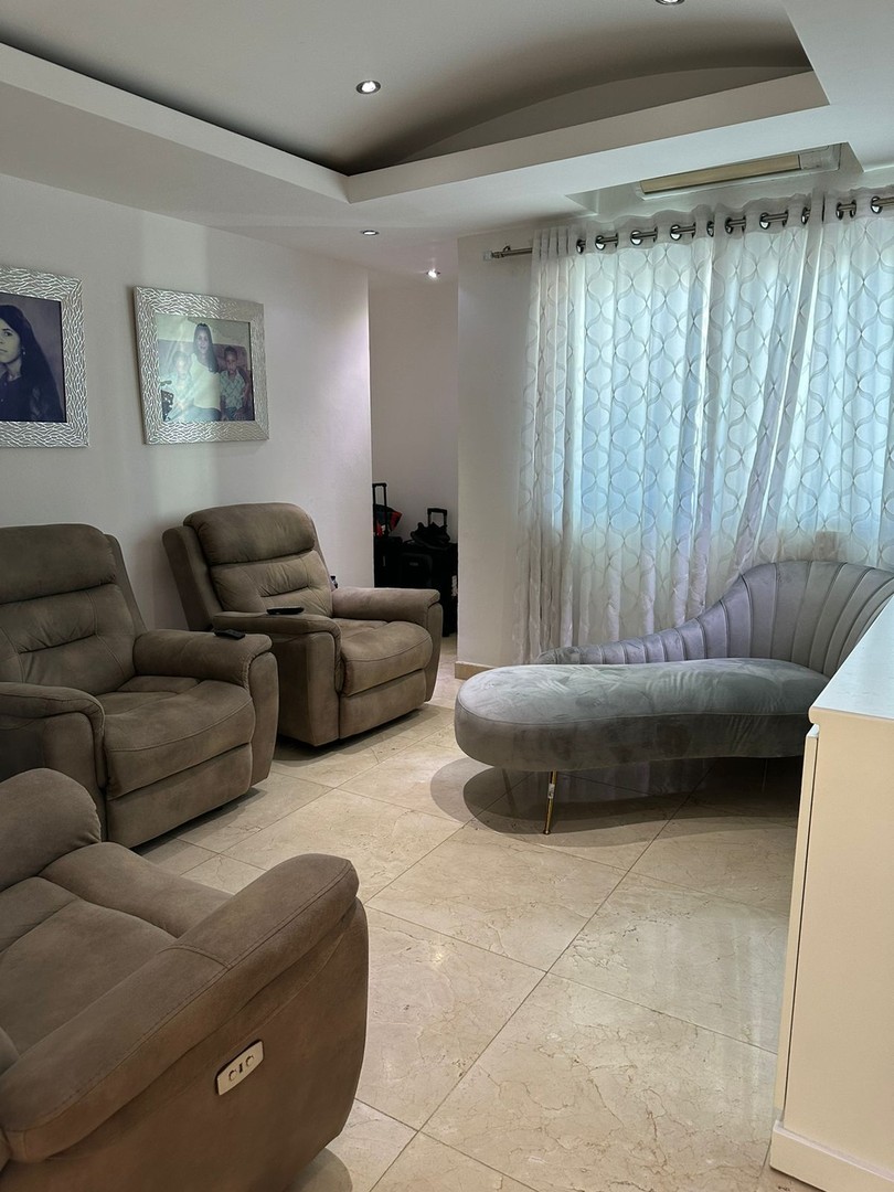 apartamentos - Amplio apartamento de 3 habitaciones con vista al mar en Cacicazgos 1