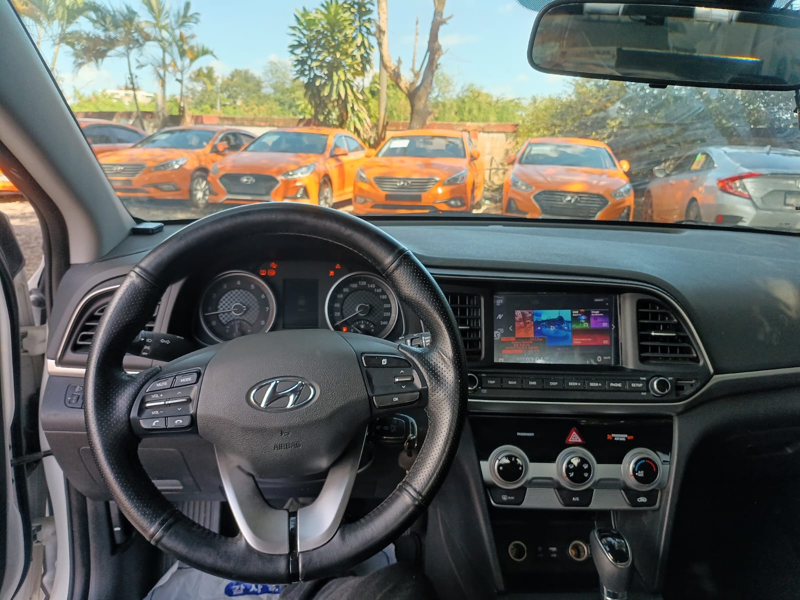carros - HYUNDAI AVANTE LPI 2019 BLANCO  8