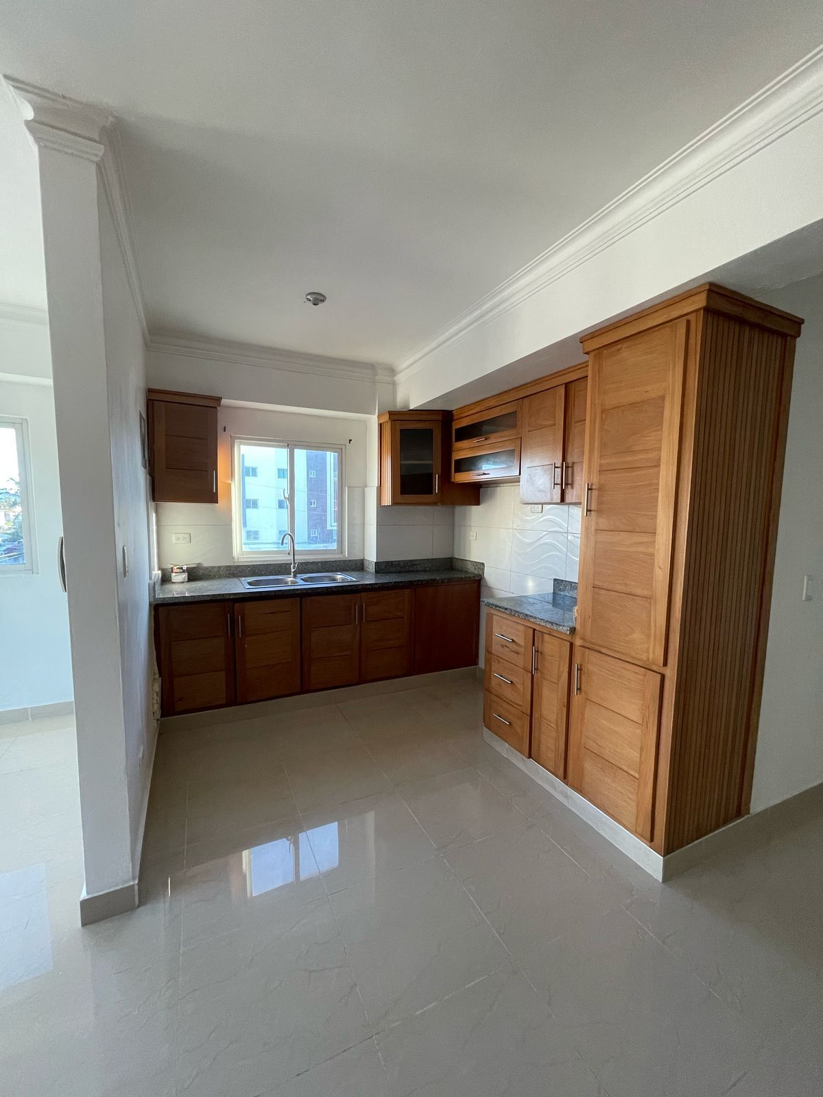 apartamentos - Apartamento en alquiler en Tropical del Este 3