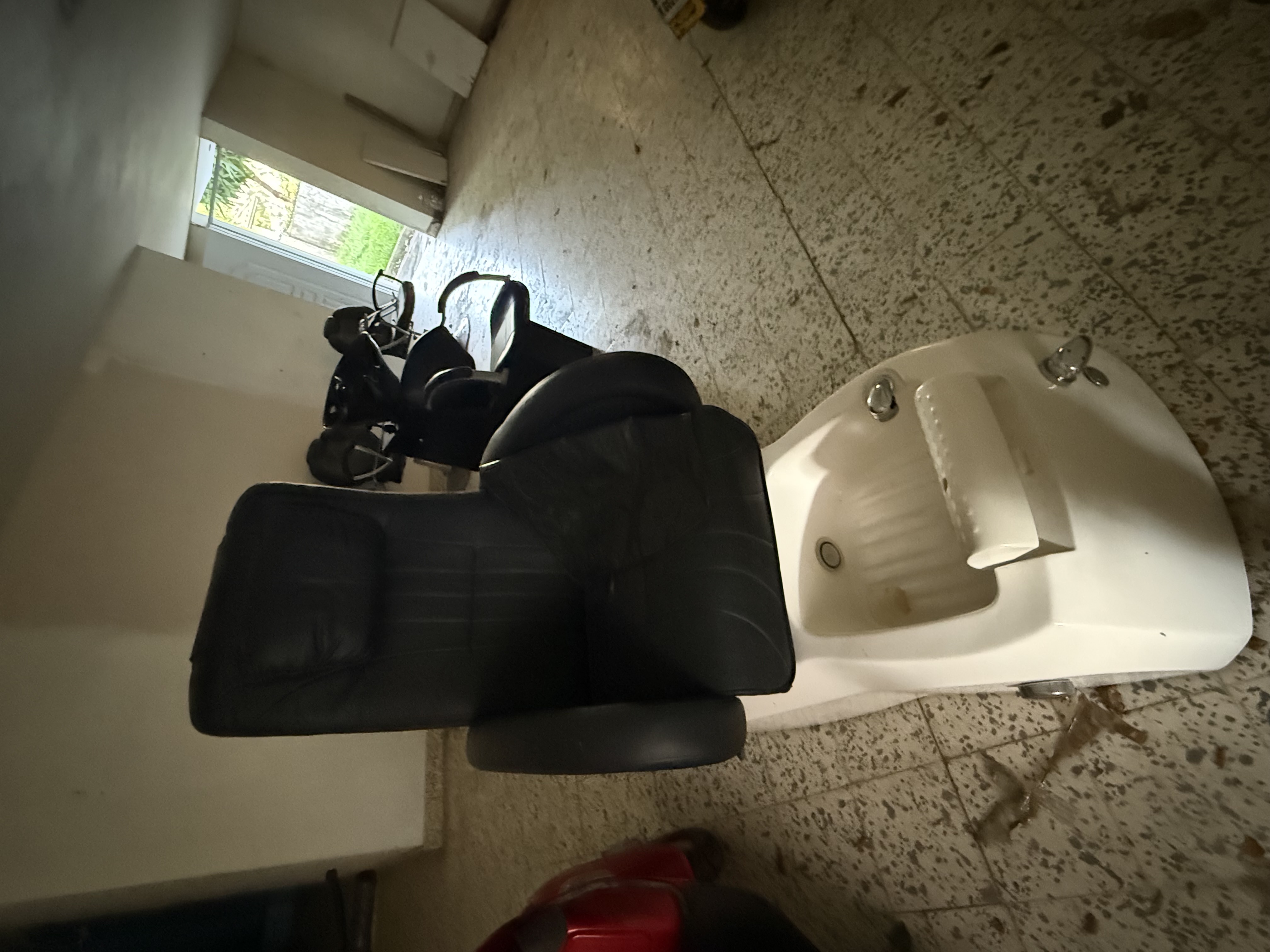 equipos profesionales - sillones, sillon lava pelos y mueble maseajador para pedicure 