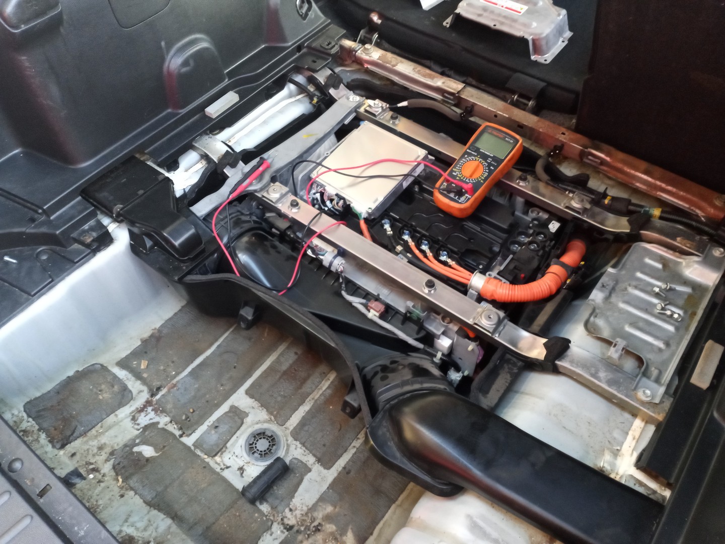 servicios profesionales - REPARACION VEHICULOS HIBRIDOS Y ELECTRICOS EN SANTO DOMINGO  3