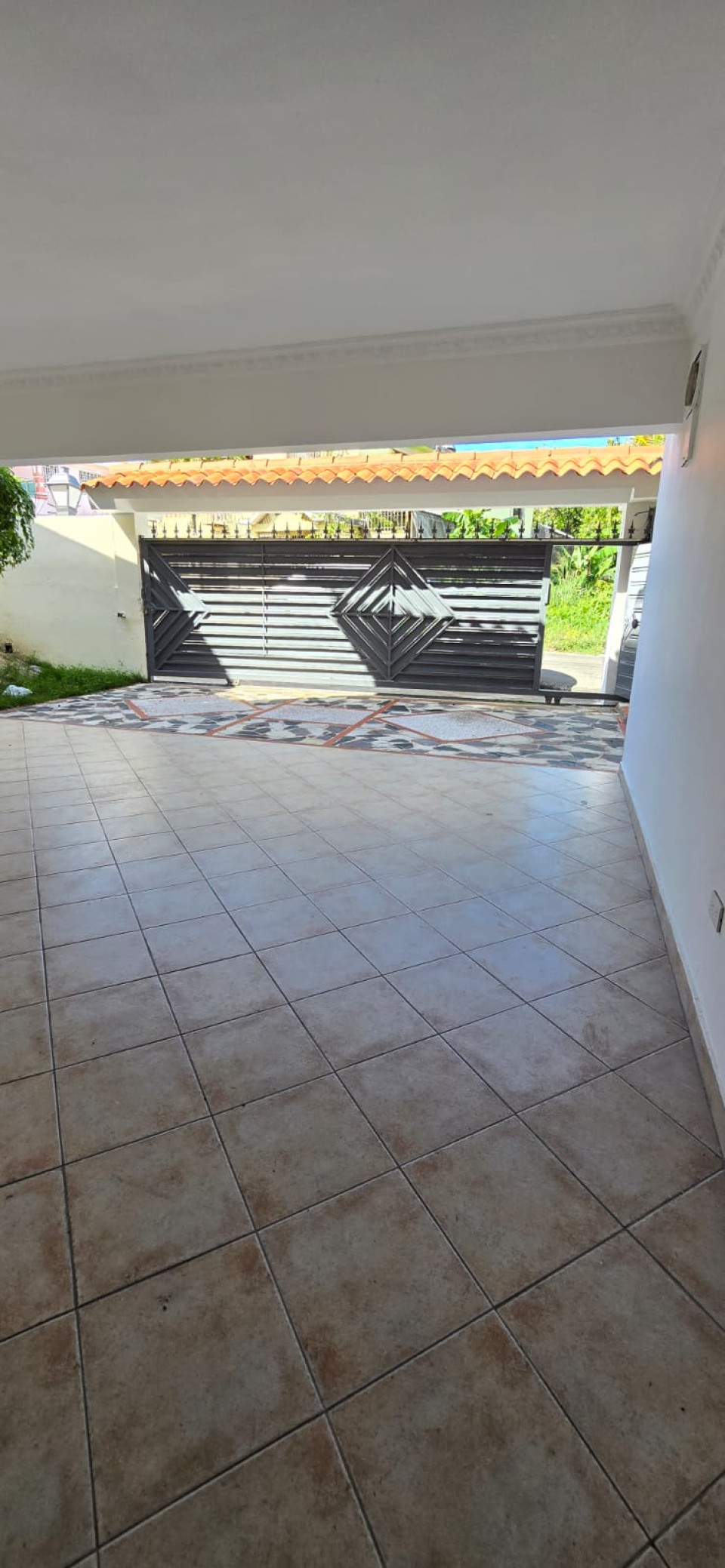casas - ALQUILER DE CASA AMUEBLADA EN RES. ALAMEDA  4