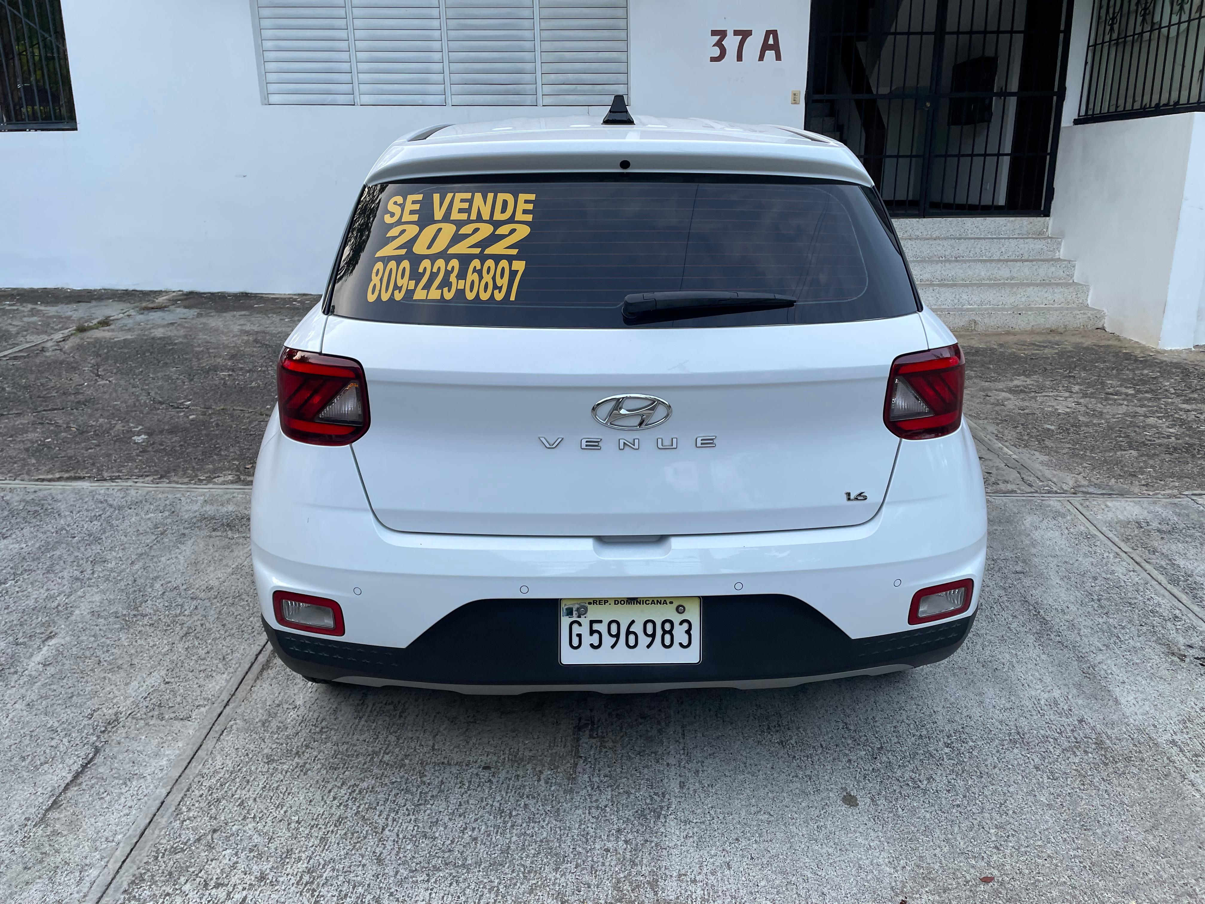 jeepetas y camionetas - Hyundai Venue- 1 dueño - Apple CarPlay Inalámbrico 8