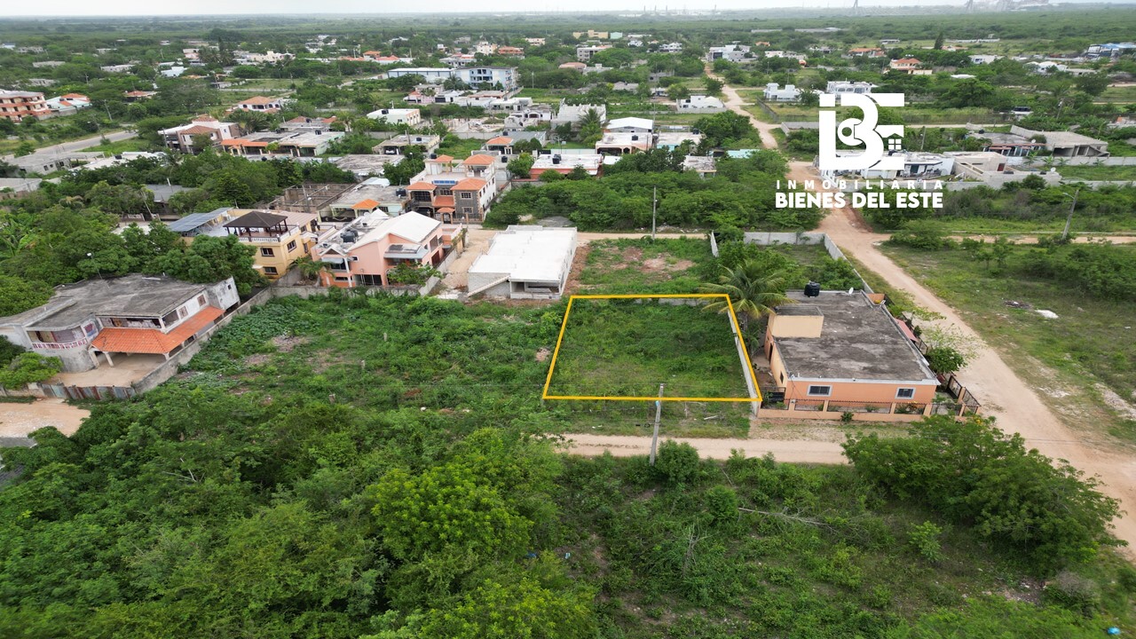 solares y terrenos - Construye tu Casa en este Solar con 396 METROS 2