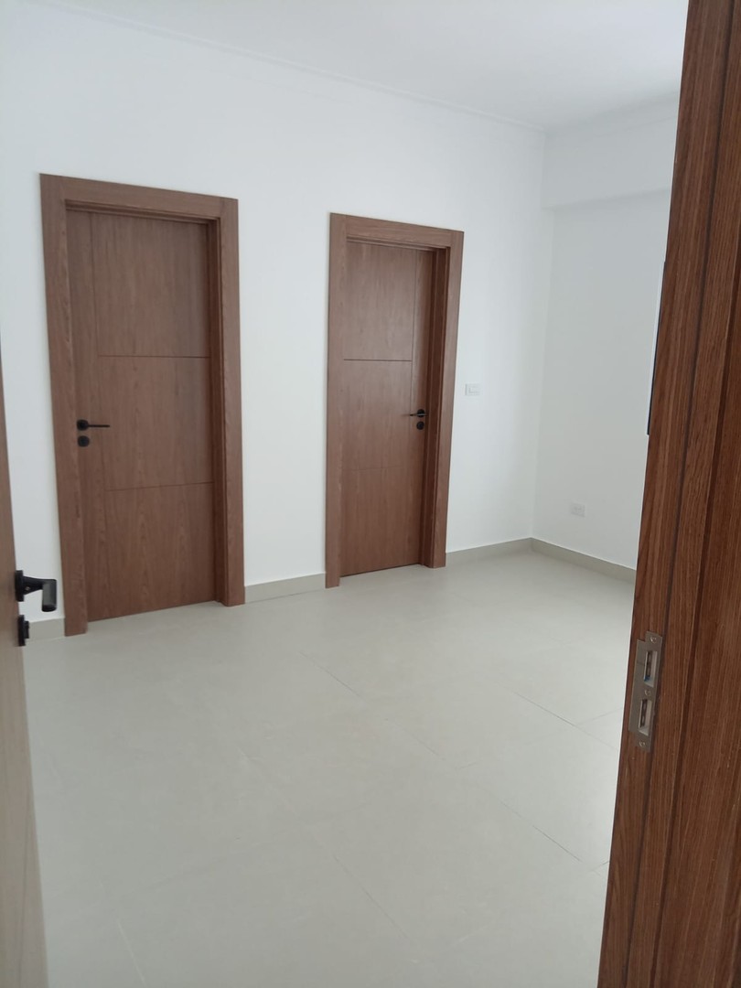 apartamentos - ALQUILO APARTAMENTO EN EL MILLÓN 
ALQUILER US$1,050
  6