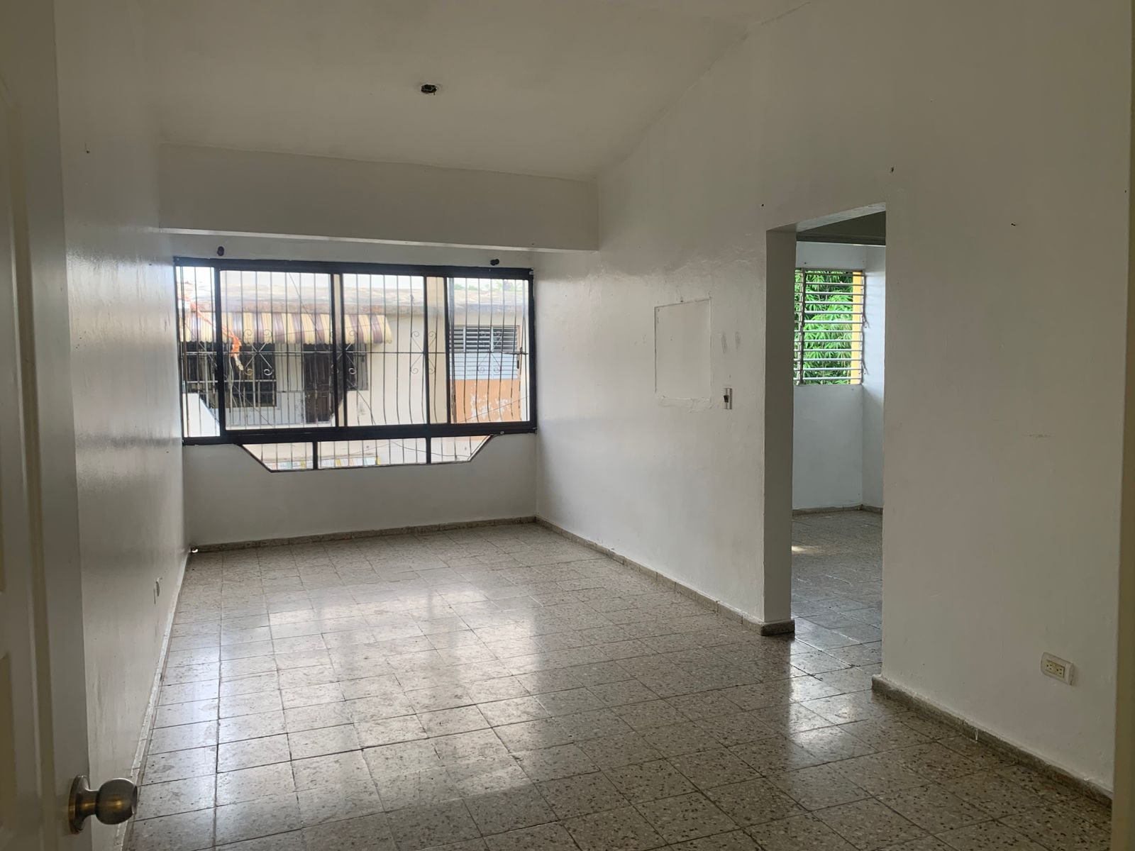 apartamentos - Apartamento en renta en Los Reyes  2