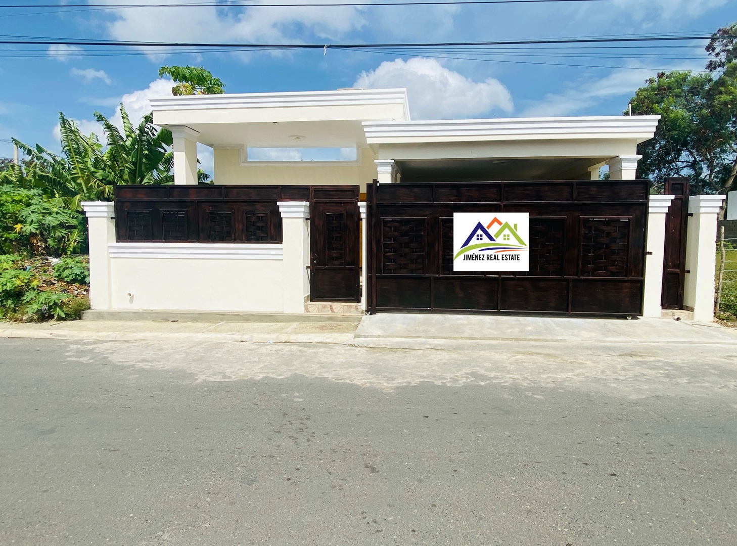 casas - CASA EN VENTA EN SANTIAGO DE LOS CABALLEROS PRÓXIMO AL JARDÍN BOTÁNICO  0