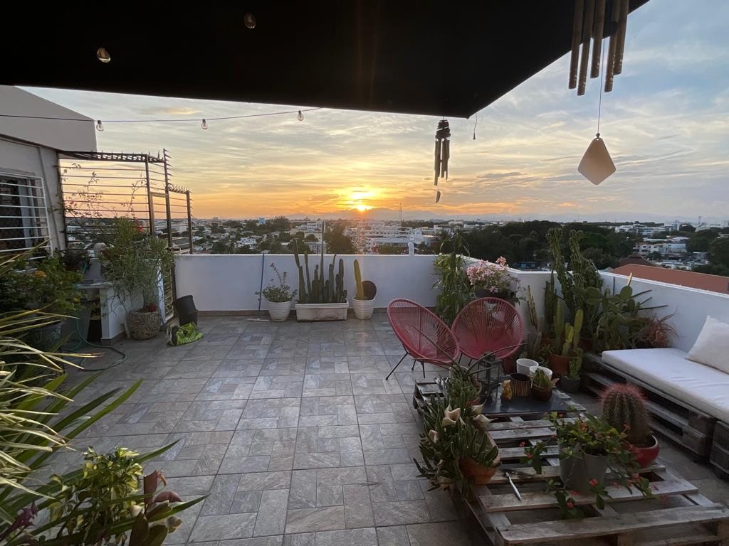 apartamentos - APARTAMENTO TIPO PENTHOUSE EN VENTA EN LOS PRADOS
 8