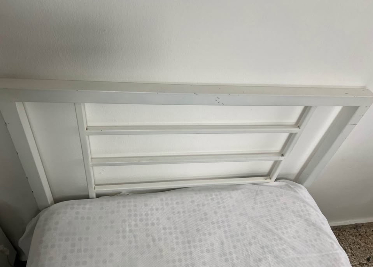 muebles y colchones -  Base de cama twin de hierro  2